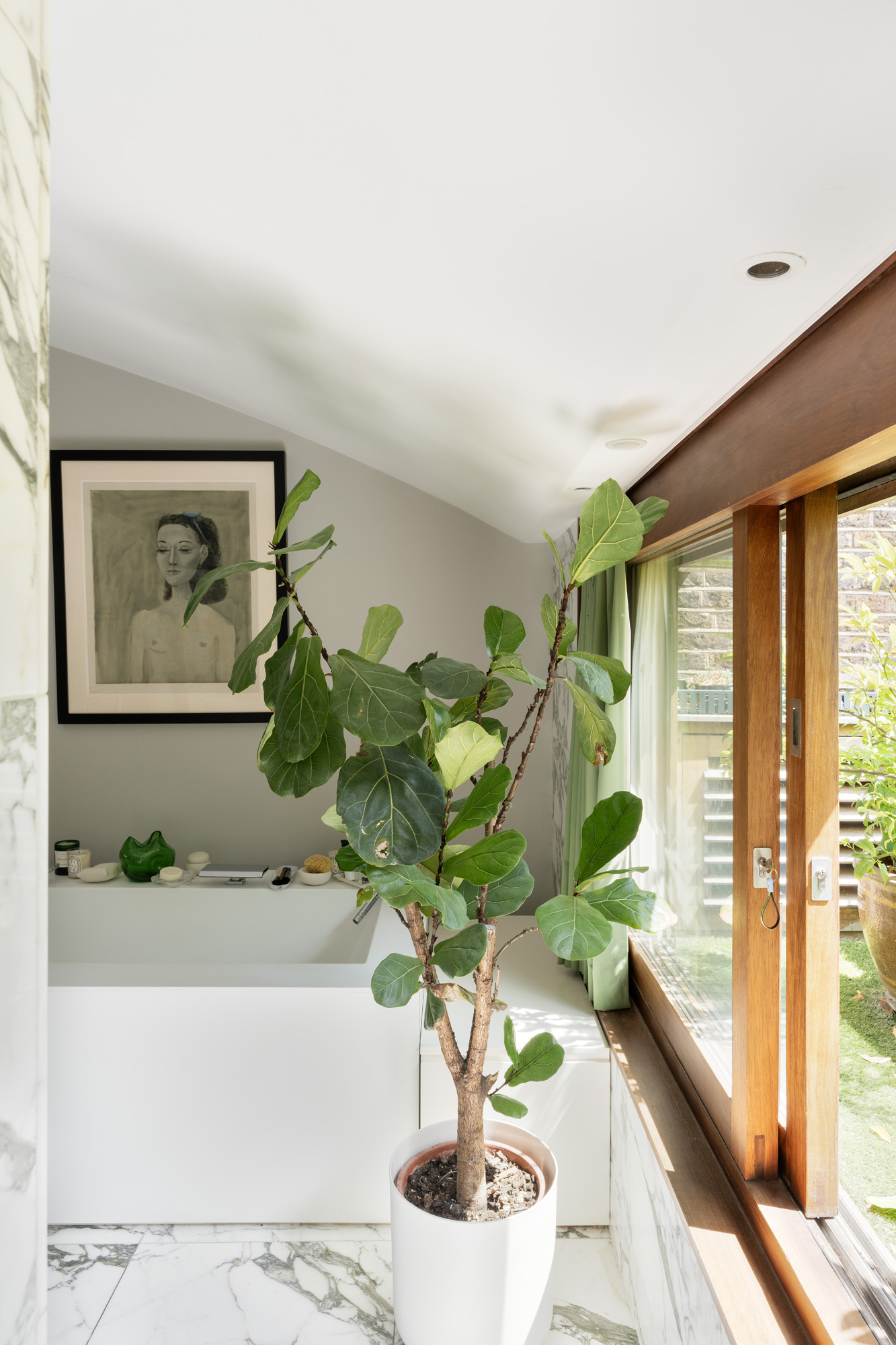 Domus-Nova-Notting-Hill-House-For-Sale-Cambridge-Gardens-3_Lo