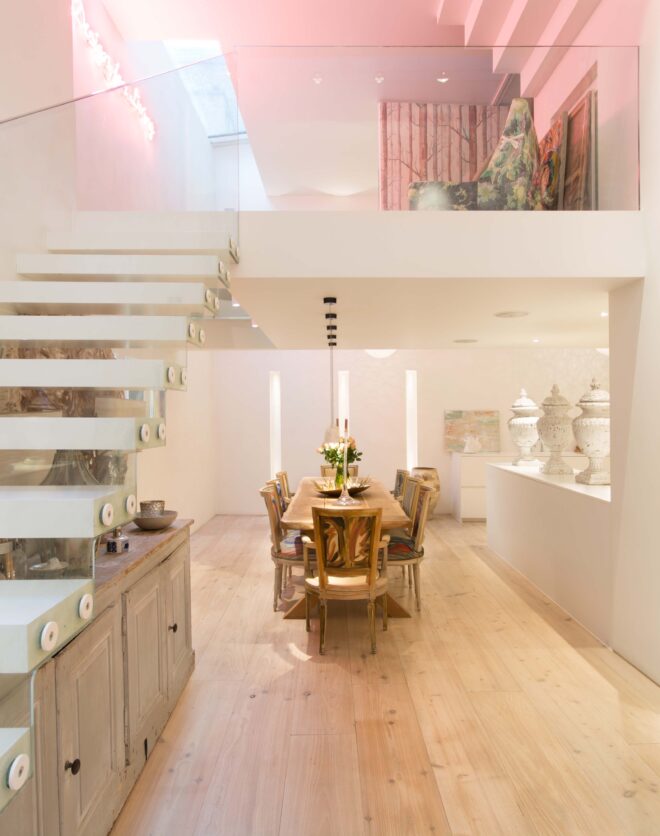 For Sale: Old Brompton Road Earl&#039;s Court SW5 glass staircase and mezzanine level reception room