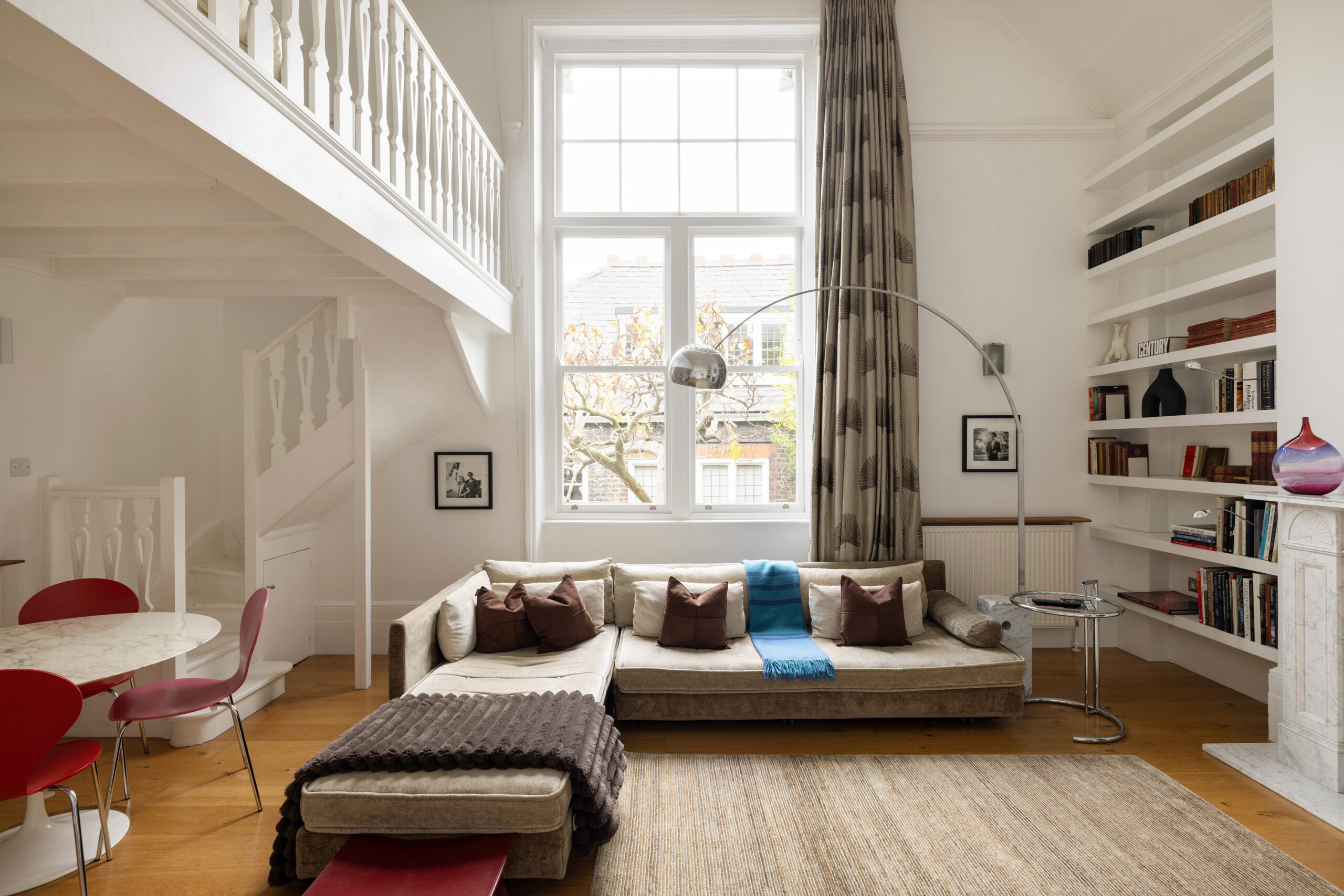 Domus-Nova-Primrose-Hill-House-For-Rent-Primrose-Hill-Studios-7_Lo