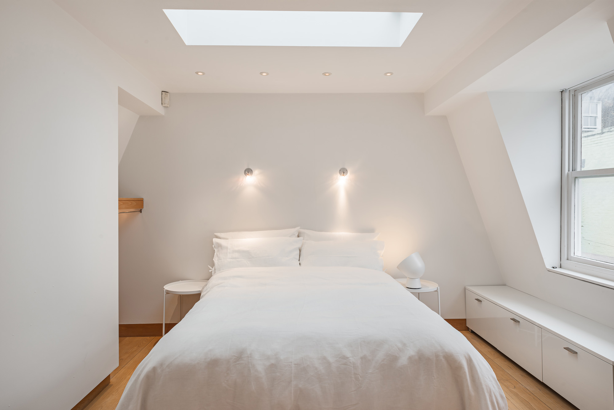 Alba Place Notting Hill W11 master bedroom with skylight