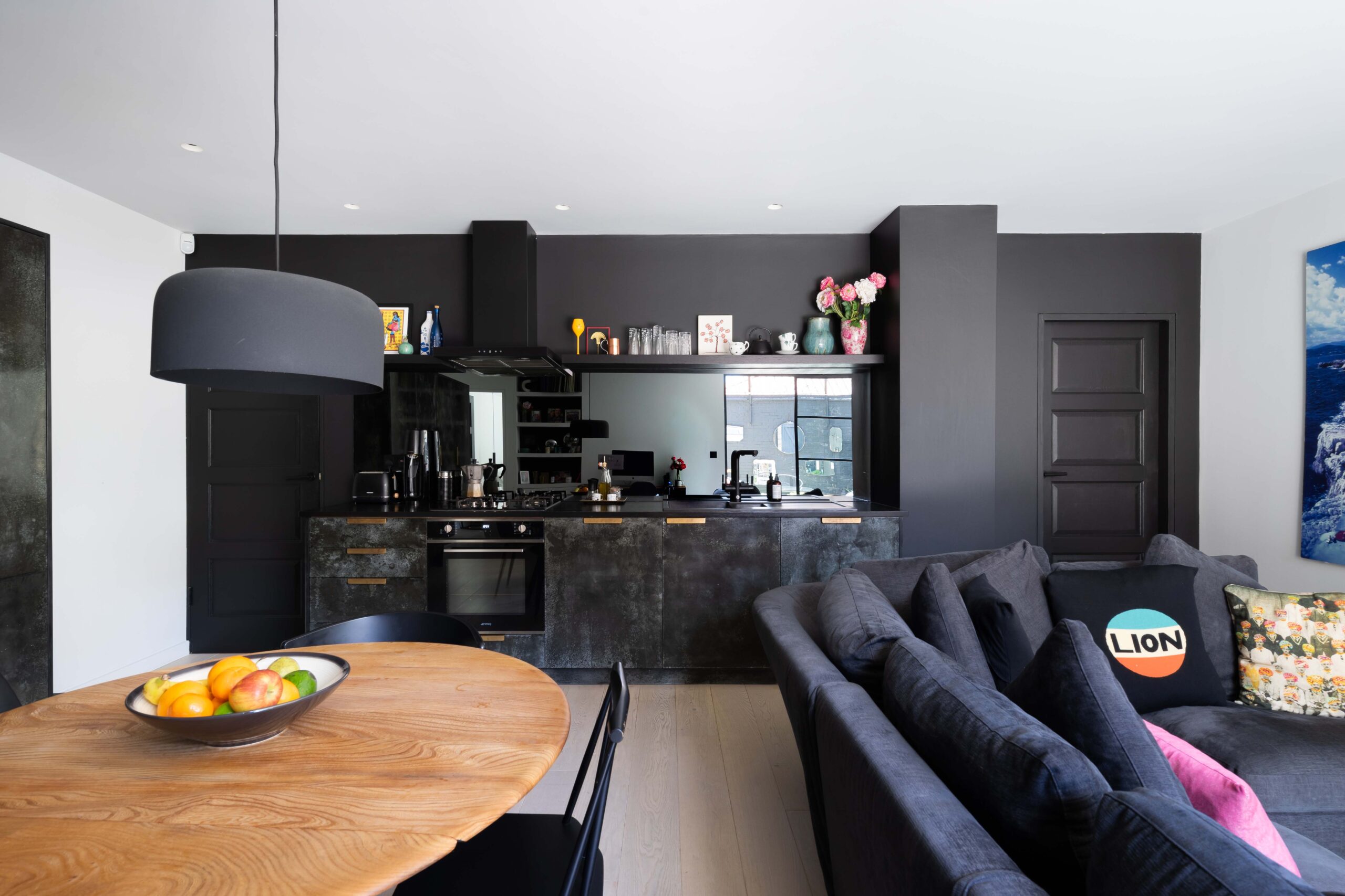 For Sale: Colville Road Notting Hill W11 monochromatic modern kitchen