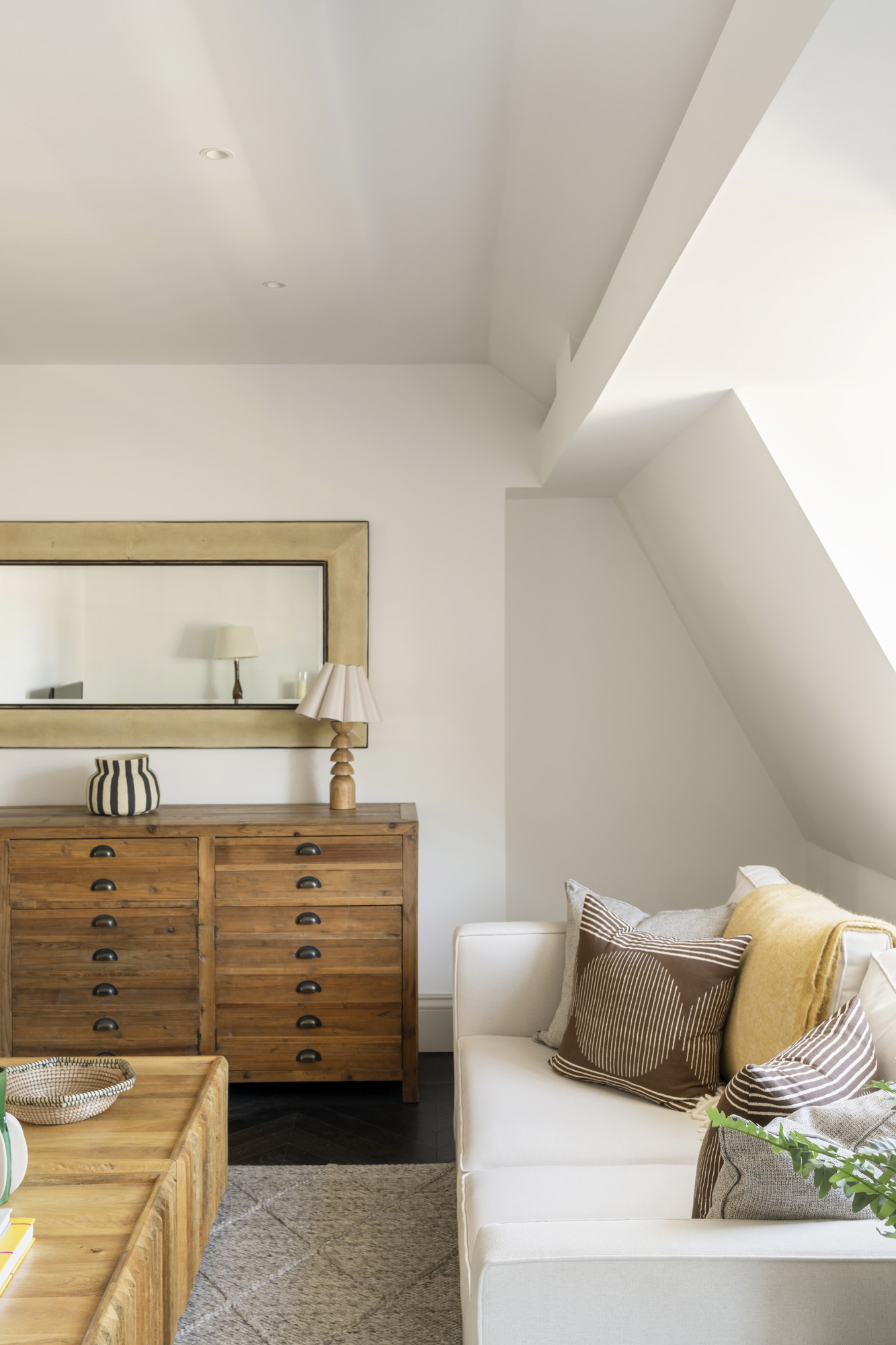 Domus-Nova-Property-For-Sale-Fitzhardinge-Street-6_Lo