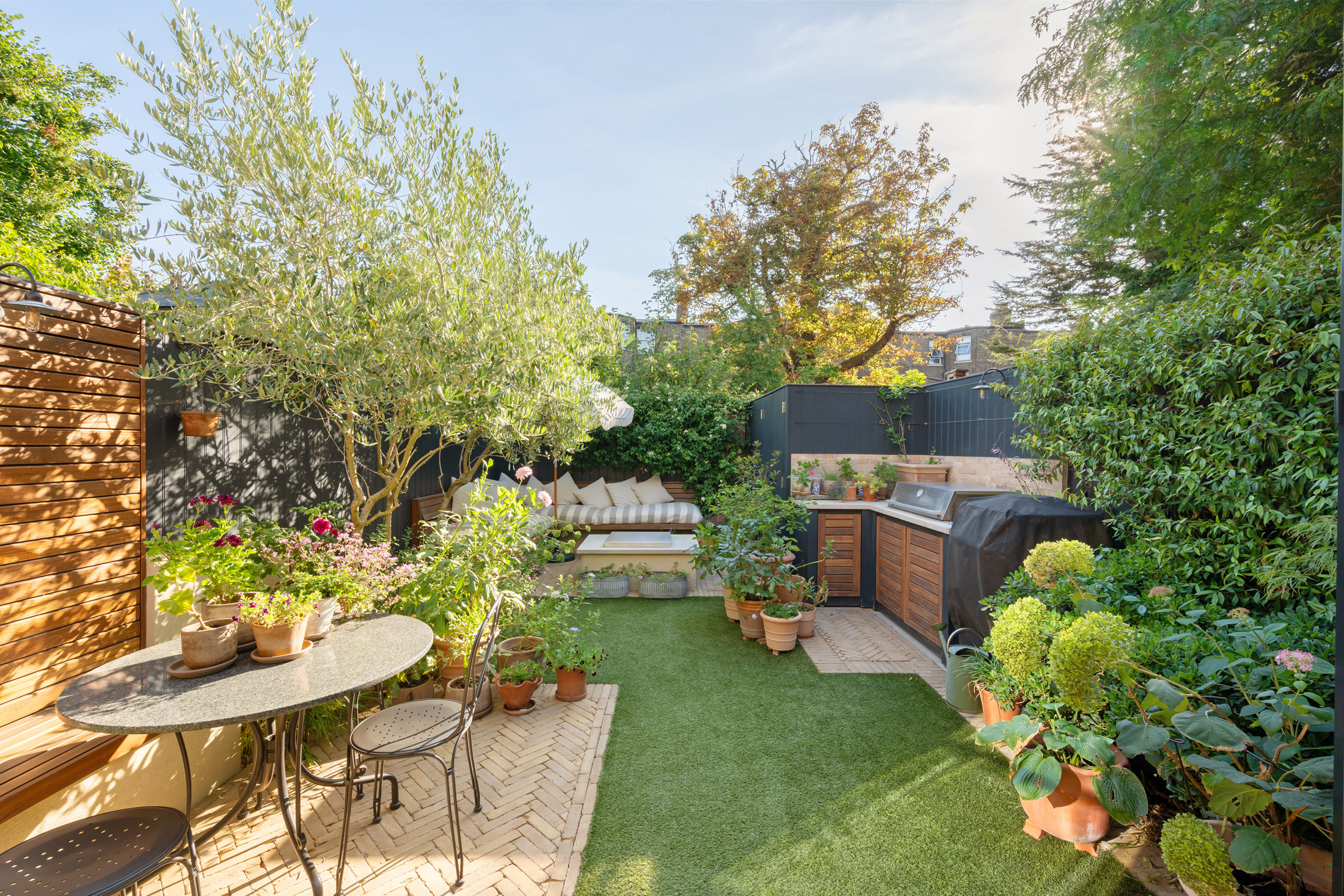 Domus-Nova-Queens-Park-House-For-Sale-Carlisle-Road (11)
