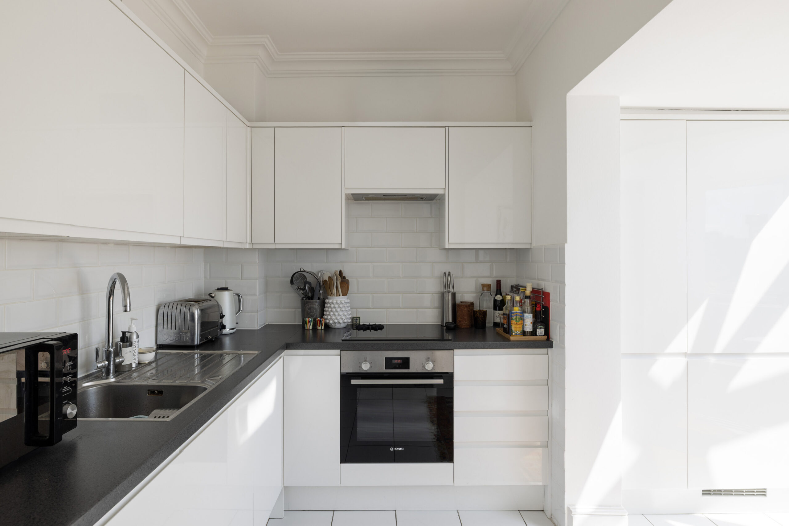 Domus-Nova-South-Kensington-Apartment-For-Rent-Stanhope-Gardens-5_Lo