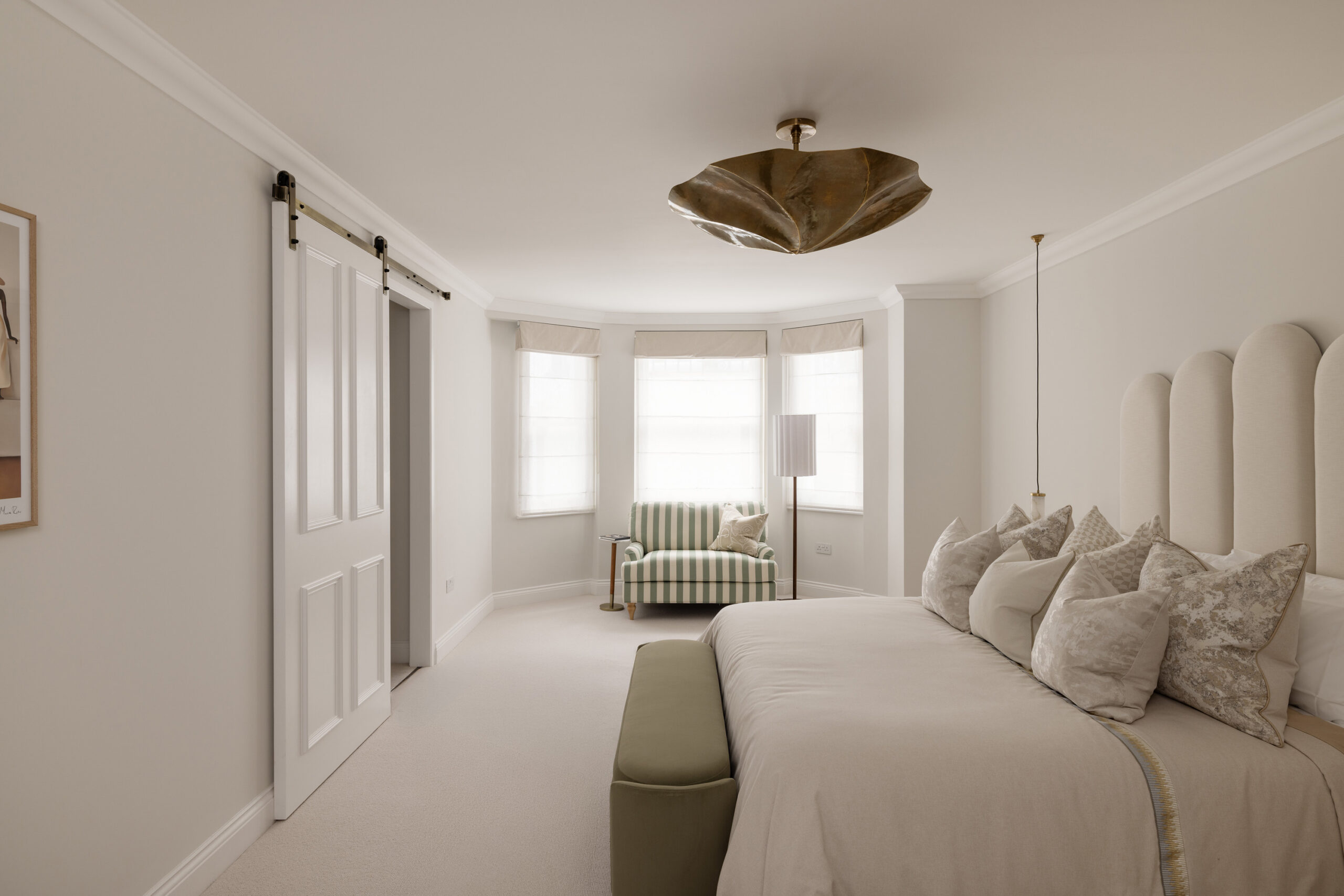 Domus-Nova-South-Kensington-Apartment-For-Sale-Roland-Gardens-15_Lo