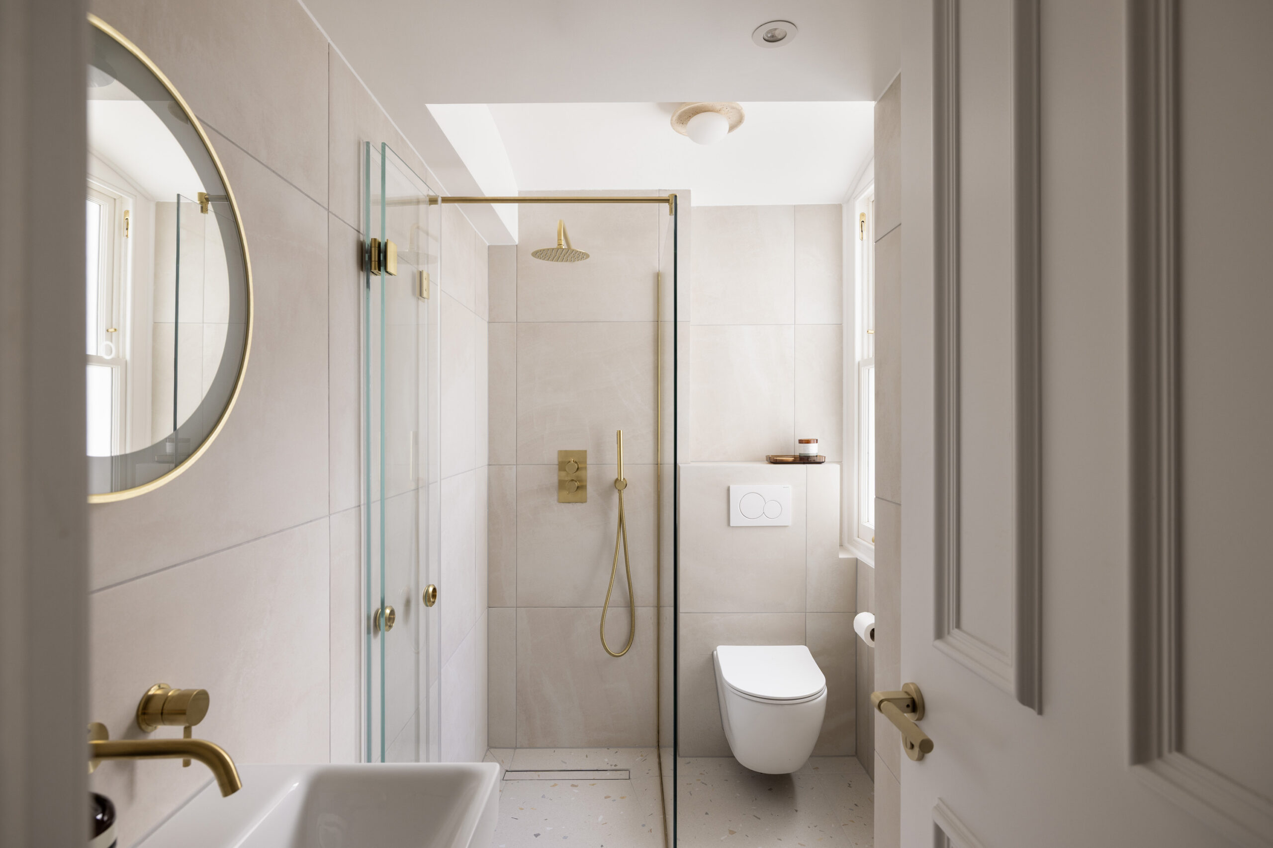 Domus-Nova-South-Kensington-Apartment-For-Sale-Roland-Gardens-18_Lo