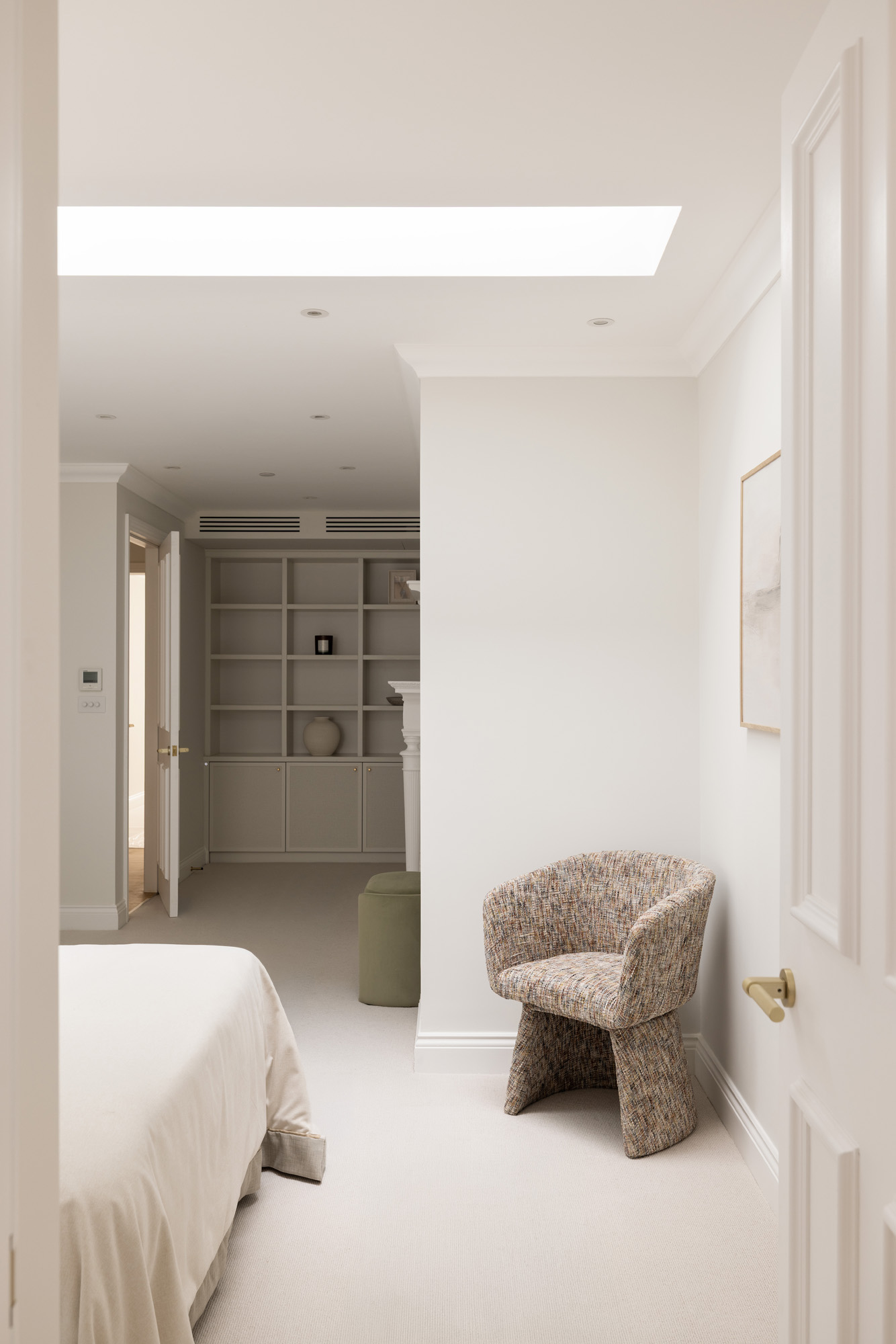 Domus-Nova-South-Kensington-Apartment-For-Sale-Roland-Gardens-26_Lo