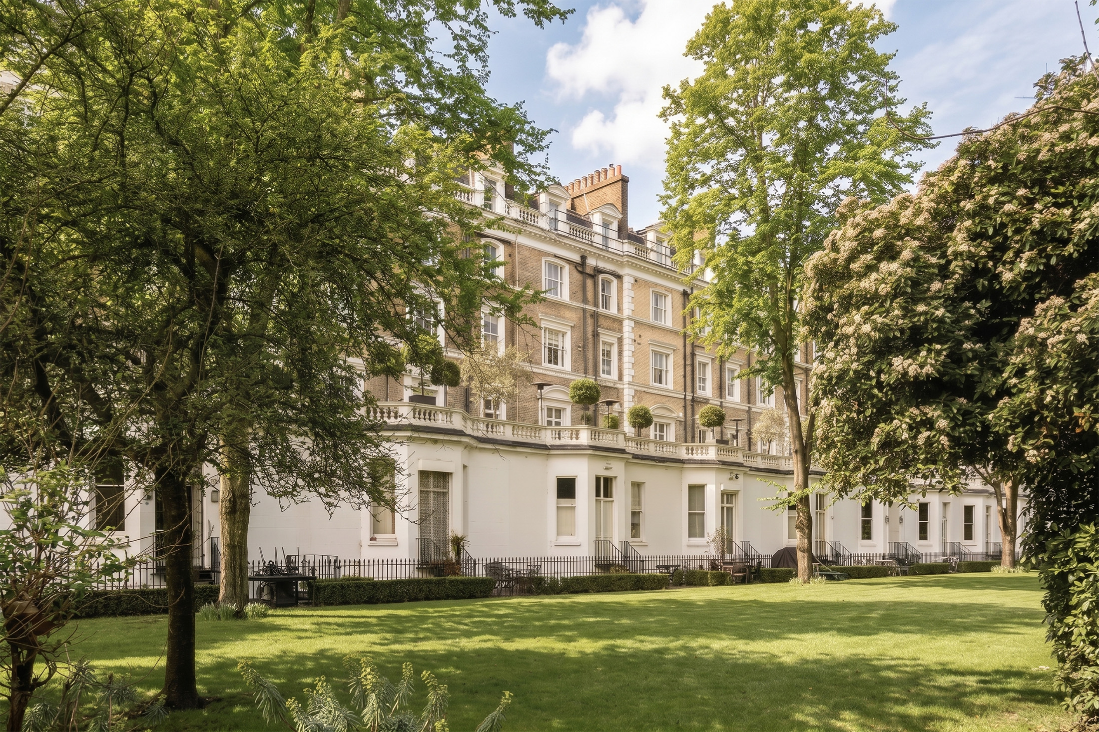 Domus-Nova-South-Kensington-Onslow-Gardens_