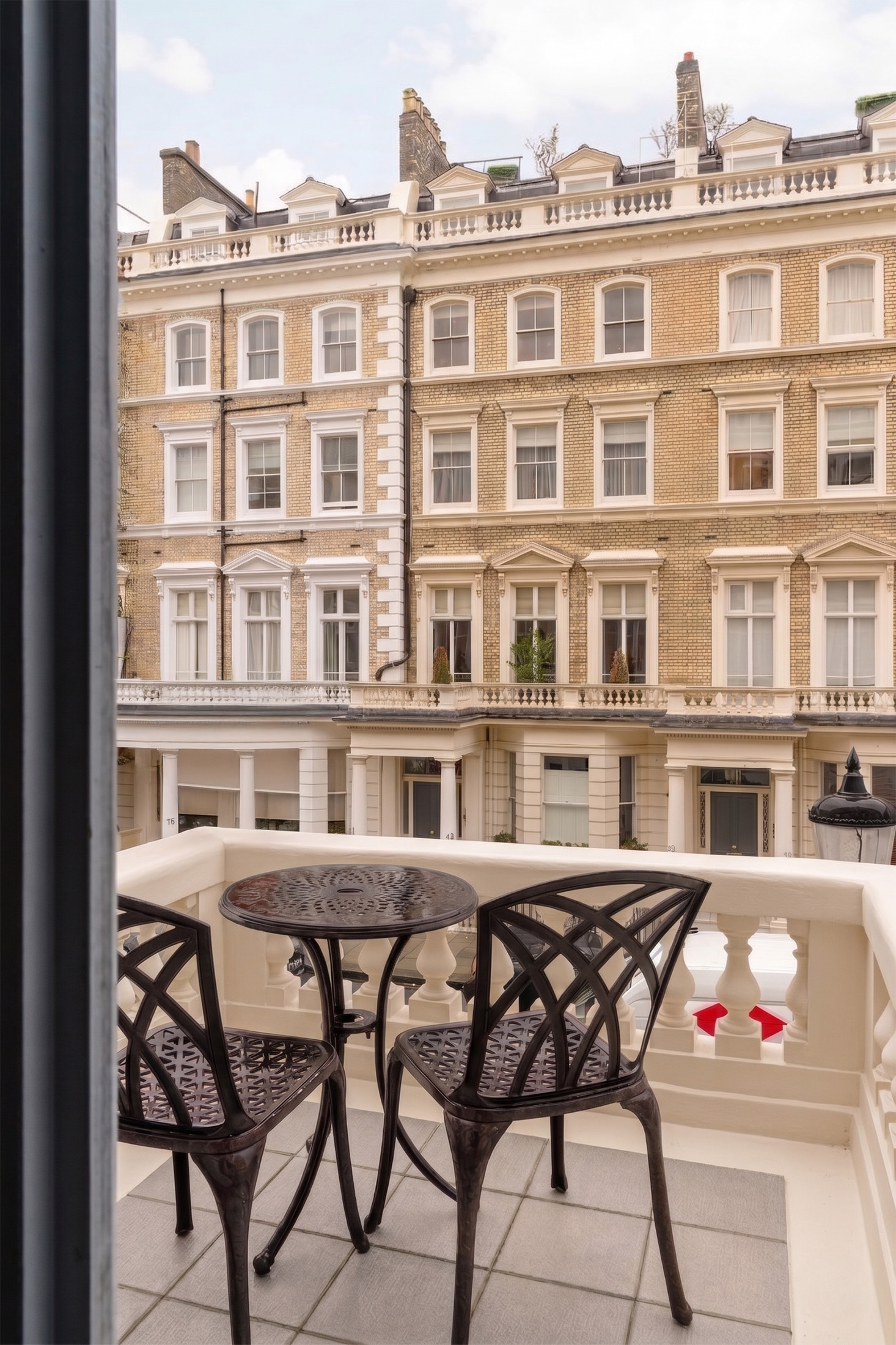 Domus-Nova-South-Kensington-Onslow-Gardens_.jpg5