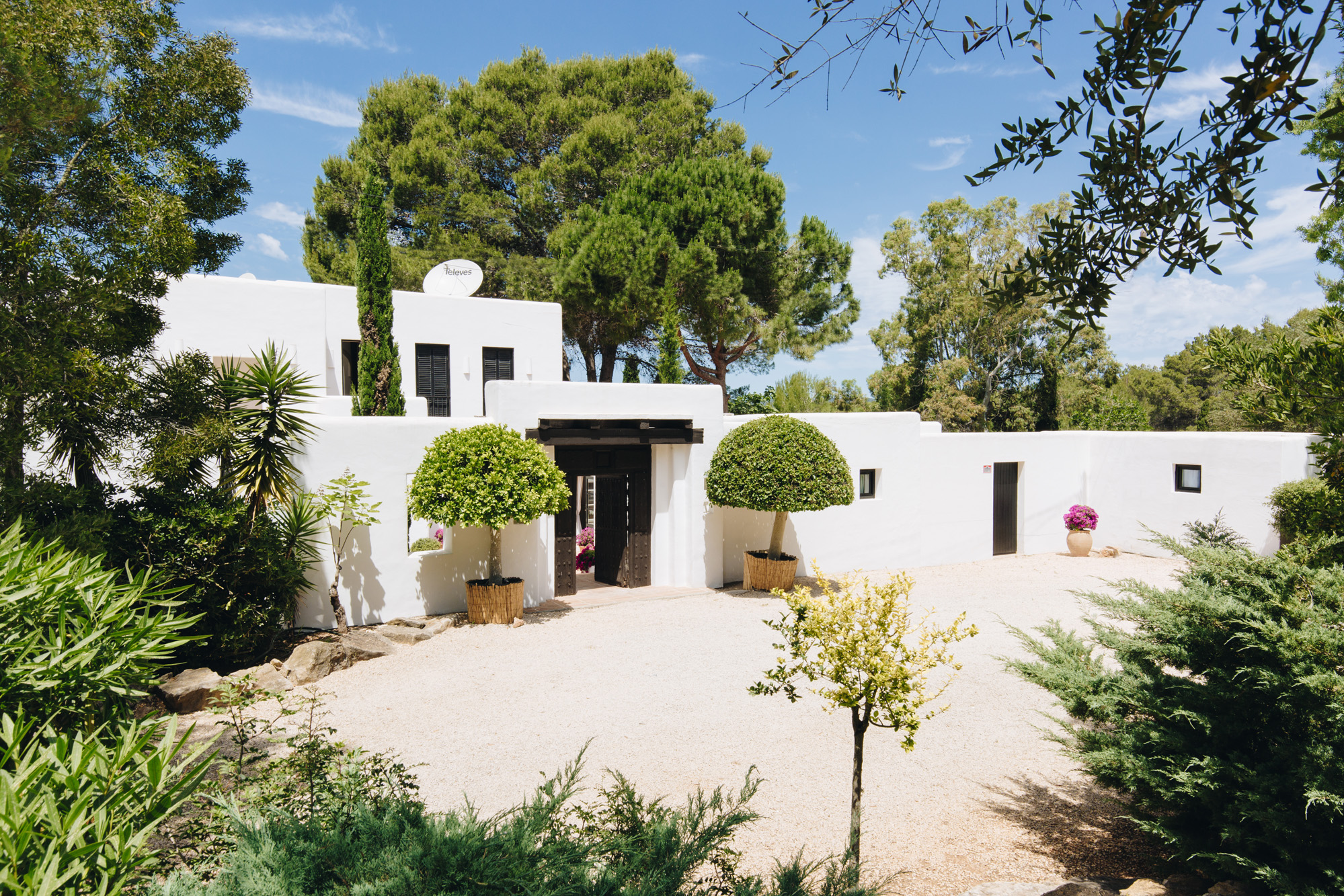 Domus-Nova-the-best-Ibiza-villas-for-retreats (4)
