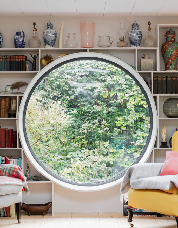 Luxury architecture in London: a circular window at Damson Hill by Dust Architecture