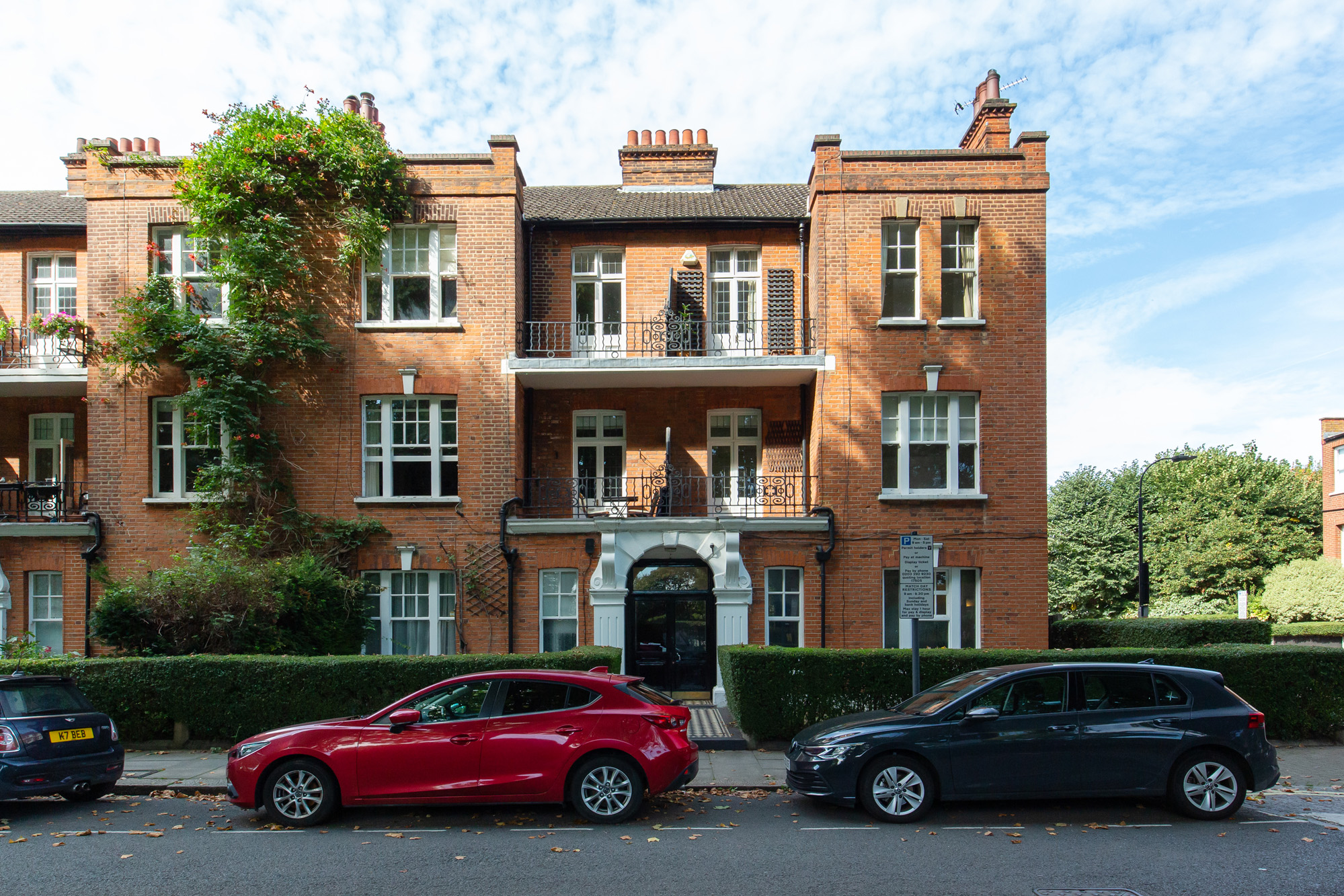 Fulham-Apartment-For-Sale-Bishops-Mansions (41)