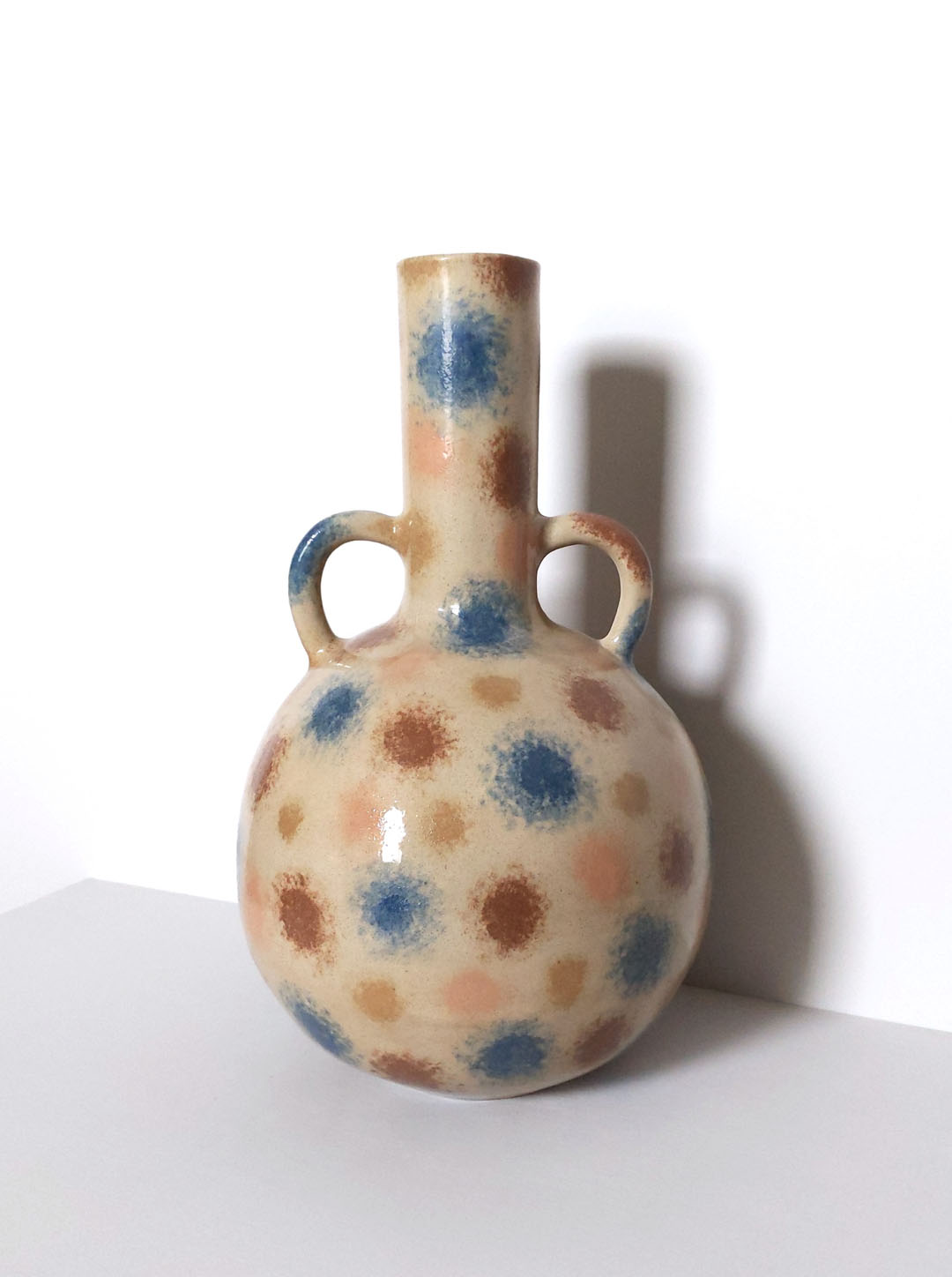 Lydia HArdwick Glazed stoneware pot decorated with slips