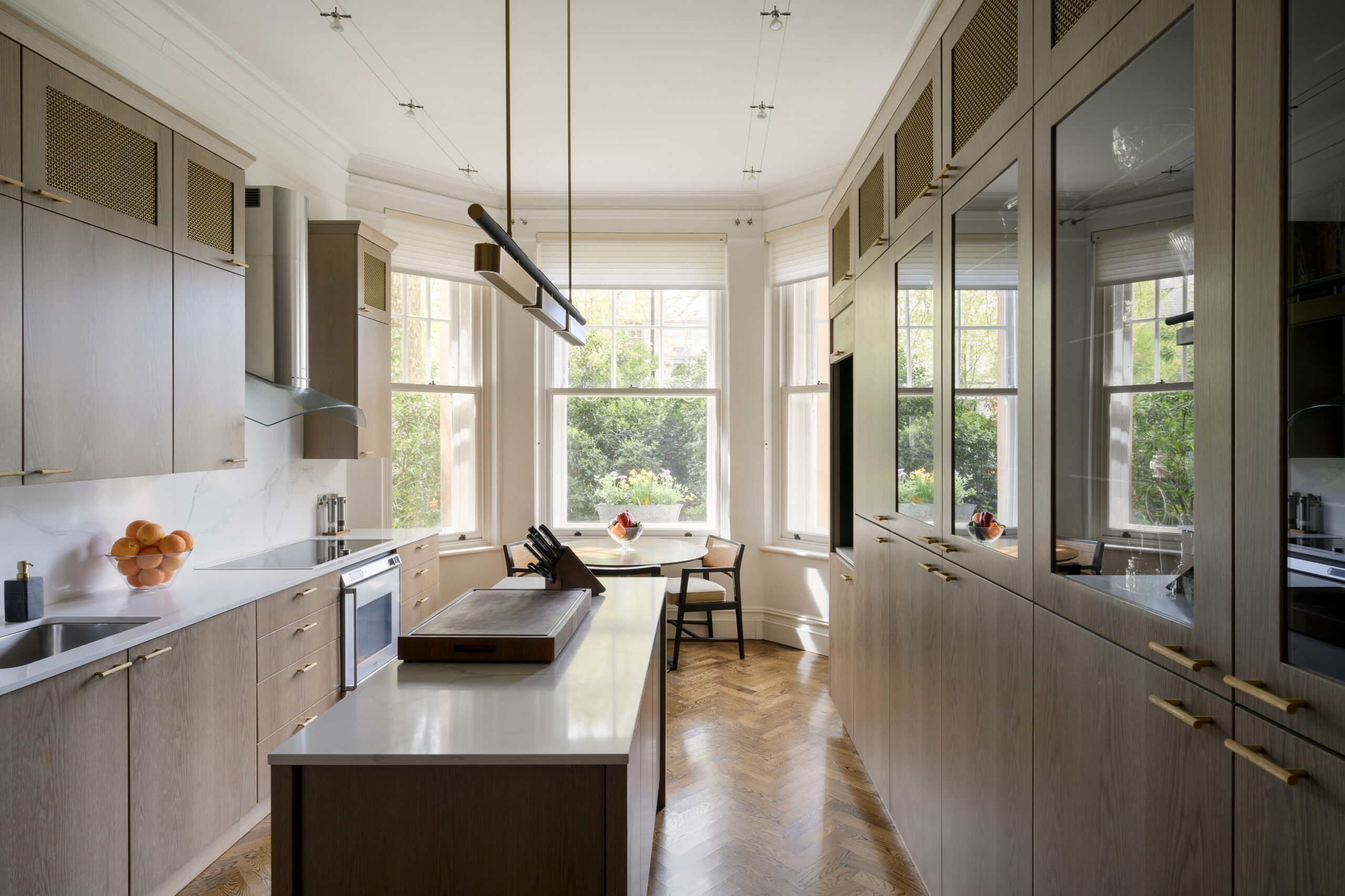 Holland-Park-Apartment-For-Rent-Oakwood-Court-22_Lo