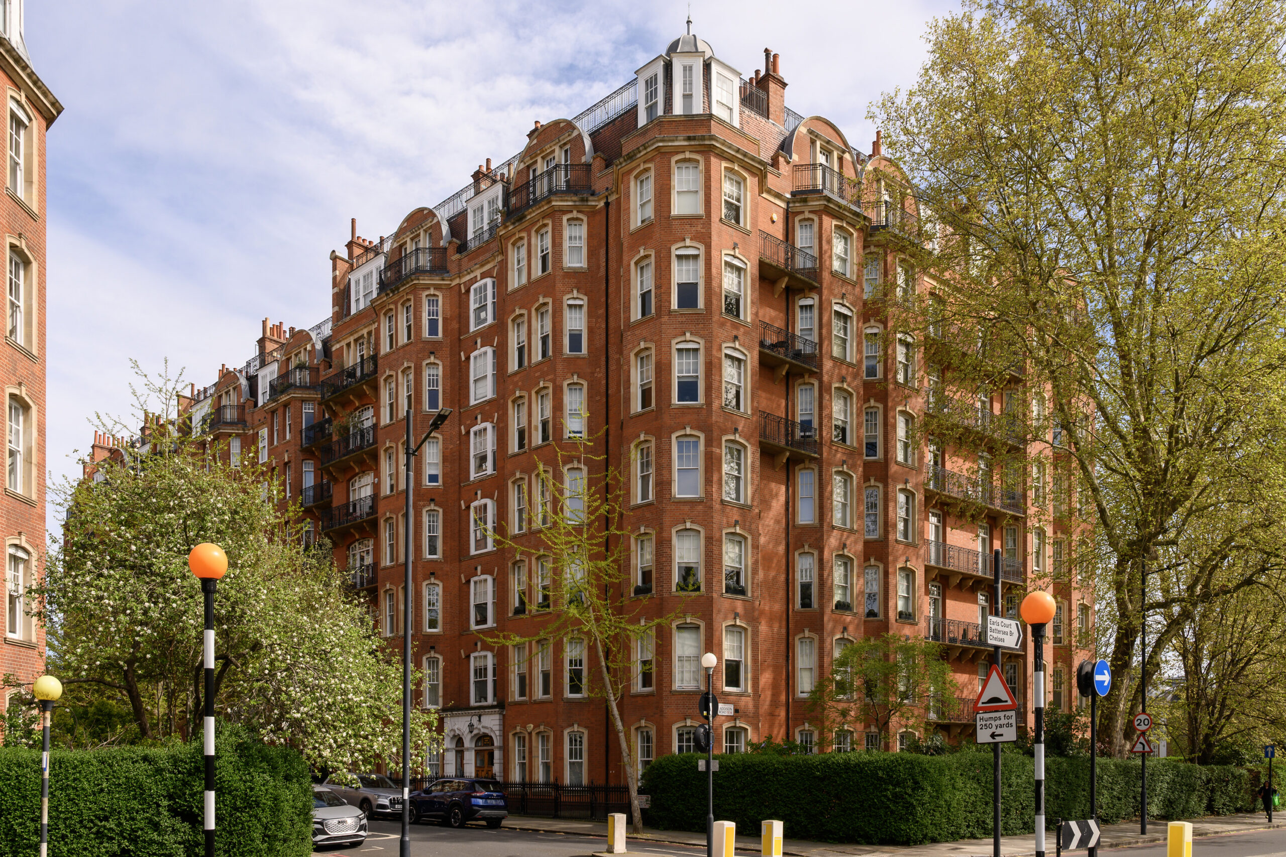 Holland-Park-Apartment-For-Rent-Oakwood-Court-50_Lo