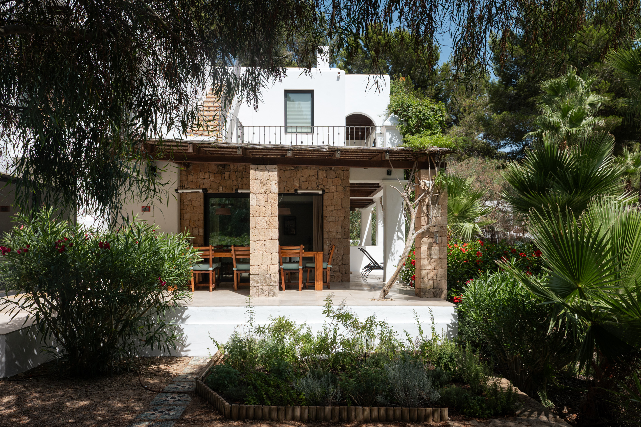 Ibiza-Luxury-Finca-Villa-For-Sale-Cala-Jondal- (26)