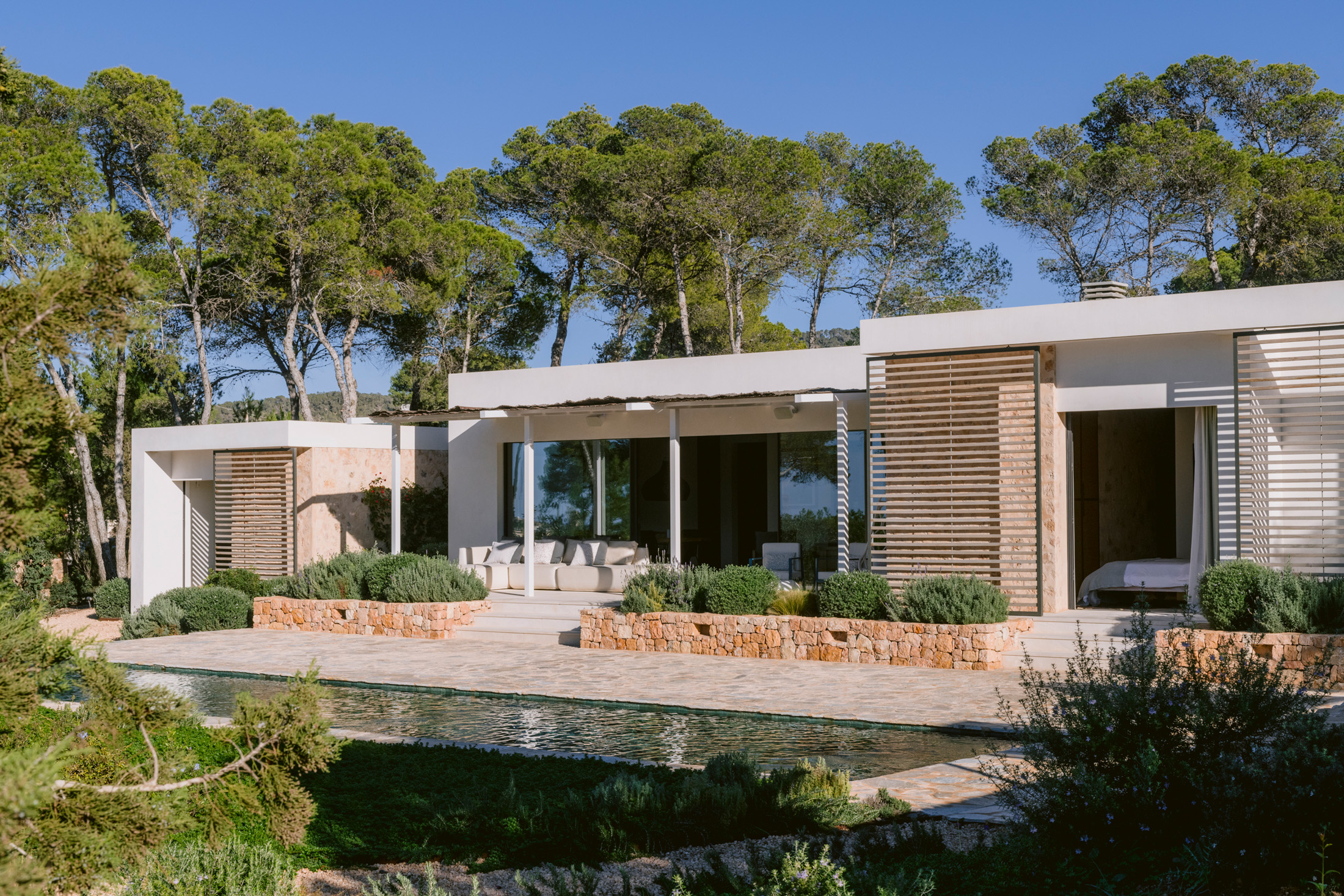 Ibiza-Luxury-Seaview-Villa-For-Sale-Cala-Tarida- (83)