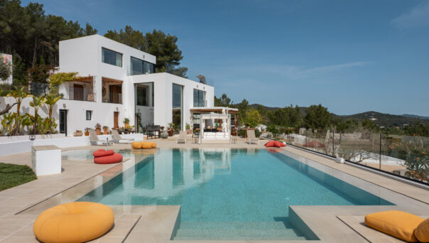 Ibiza-Villa-For-Rent-Santa-Eularia-Ibiza (3)