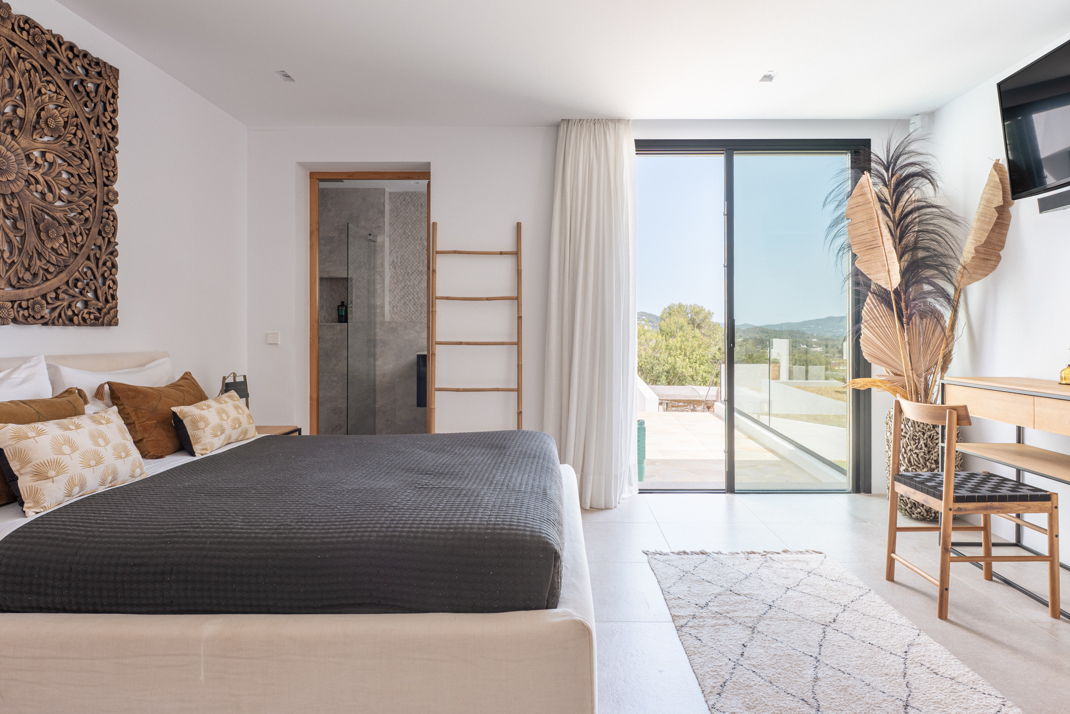 Ibiza-Villa-For-Rent-Santa-Eularia-Ibiza (58)