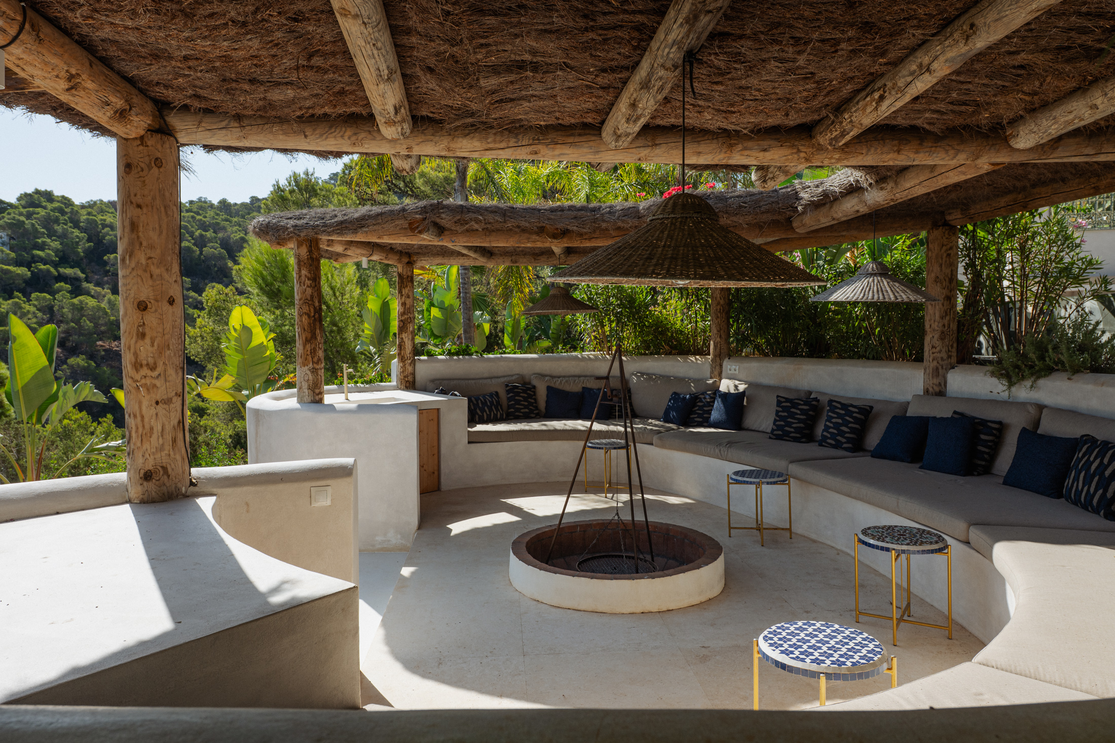 Ibiza-Villa-For-Sale-Cala-Moli-Sea-Views- (14)