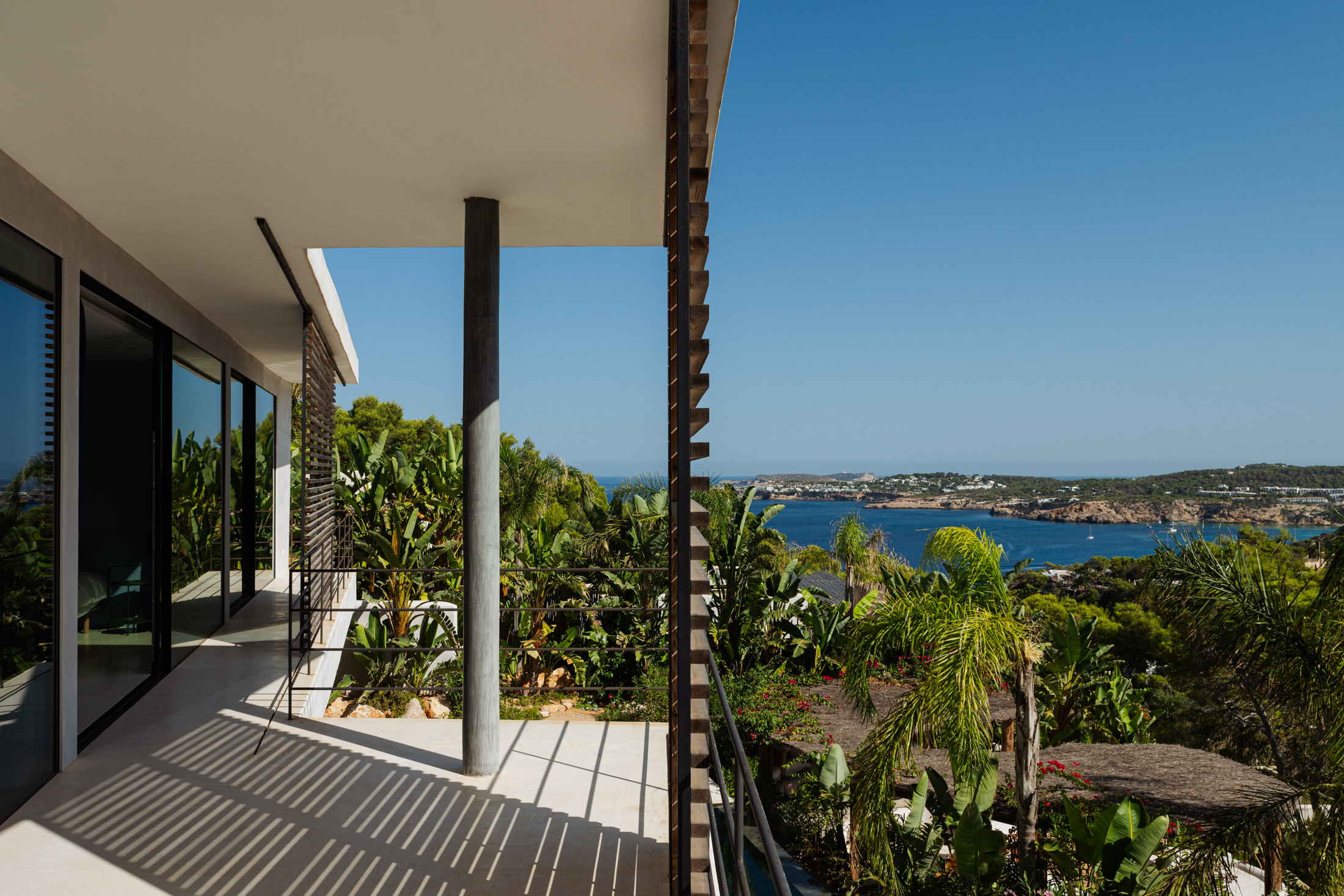 Ibiza-Villa-For-Sale-Cala-Moli-Sea-Views- (9)