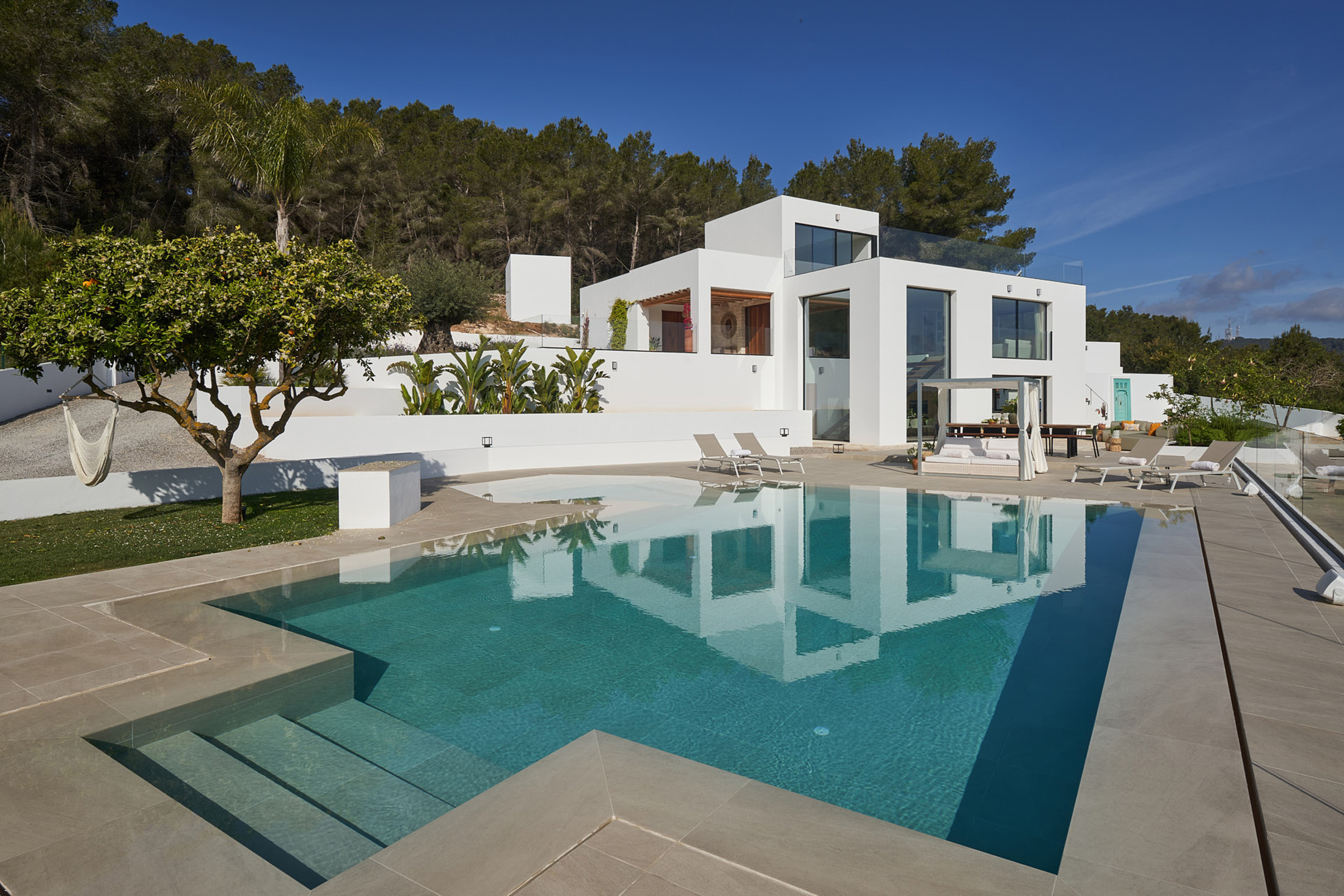 Ibiza-Villa-For-Sale-Santa-Eulalia (15)