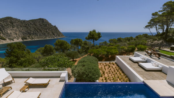 Ibiza-Villa-To-Rent-Cala-Llonga-Sea-Views- (129)