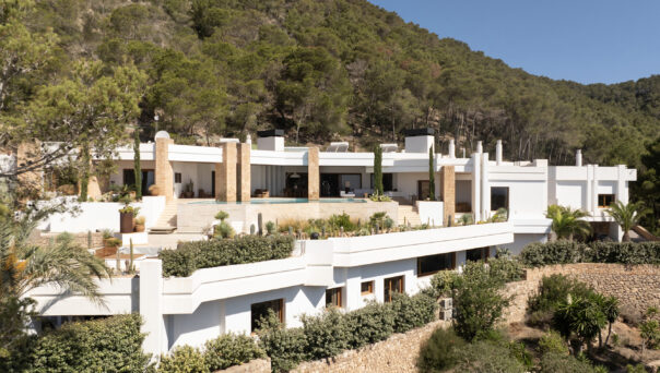 Ibiza-Villa-To-Rent-Can-Halcon-1_Lo