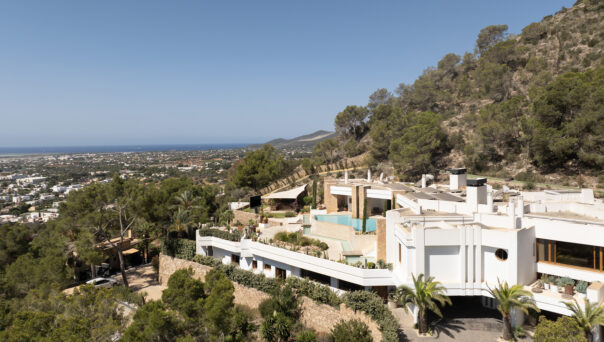 Ibiza-Villa-To-Rent-Can-Halcon-7_Lo