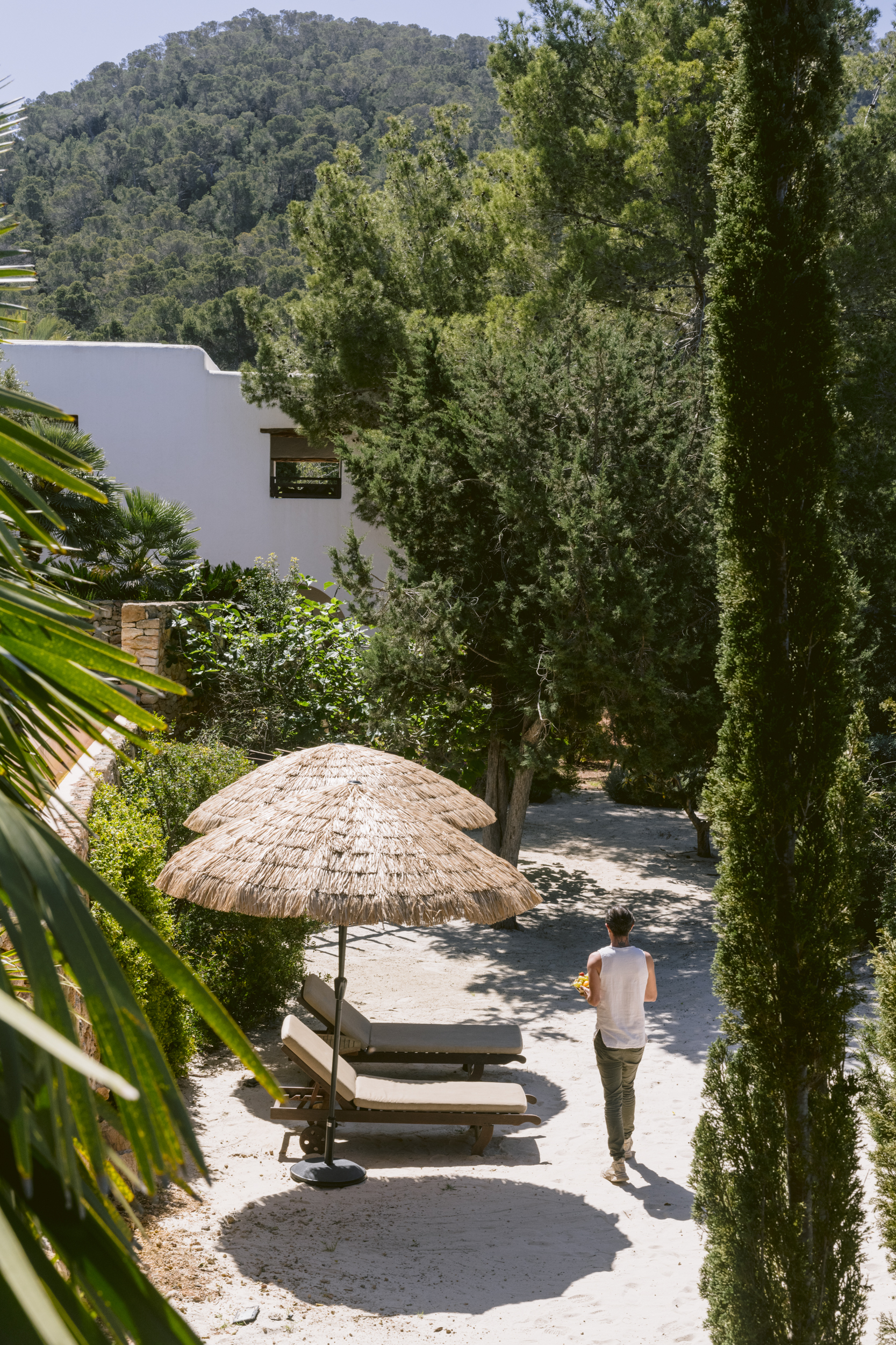 Ibiza-Villa-To-Rent-Portinatx-Vista (12)