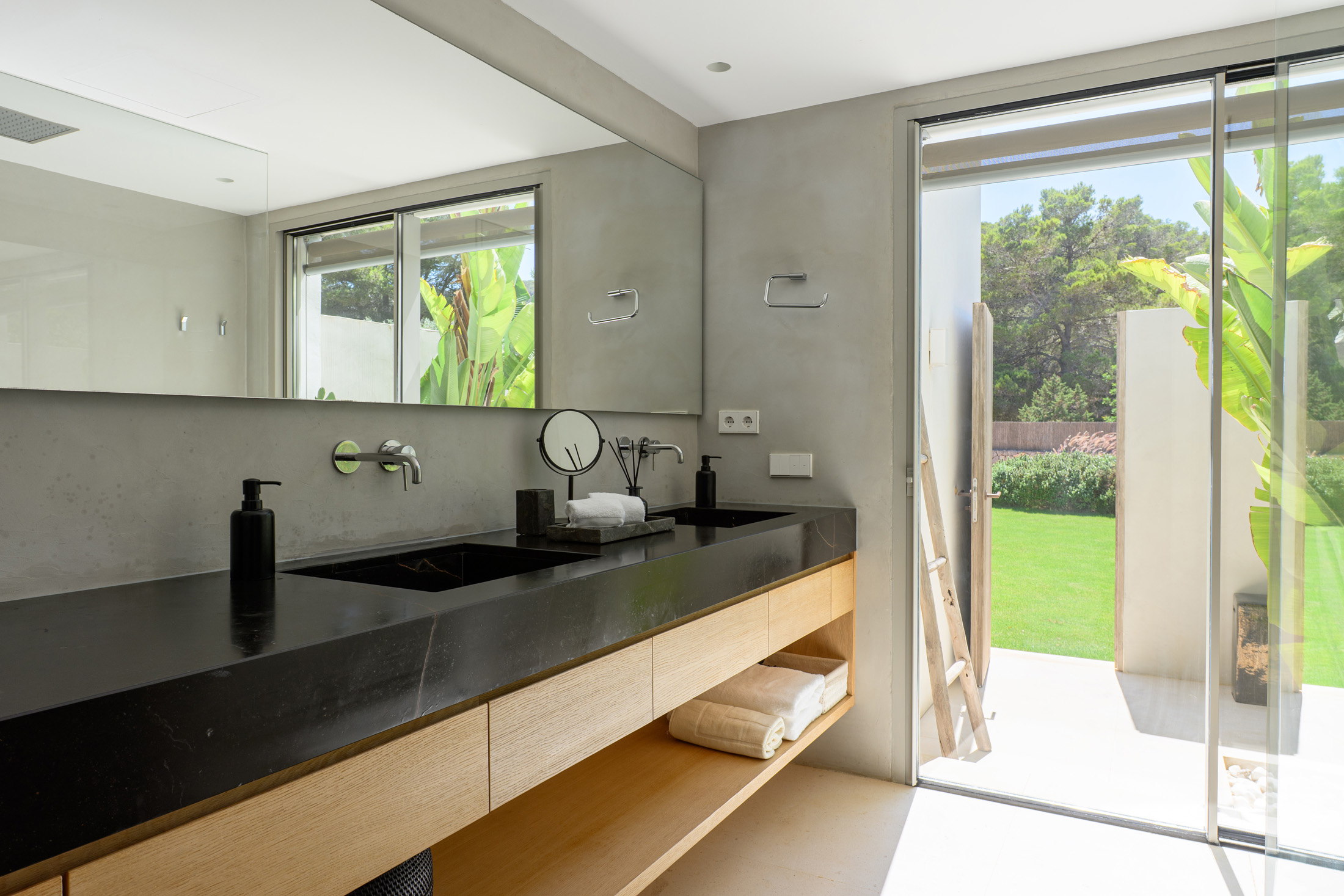 Ibiza-Villa-To-Rent-South-West-Oasis (72)