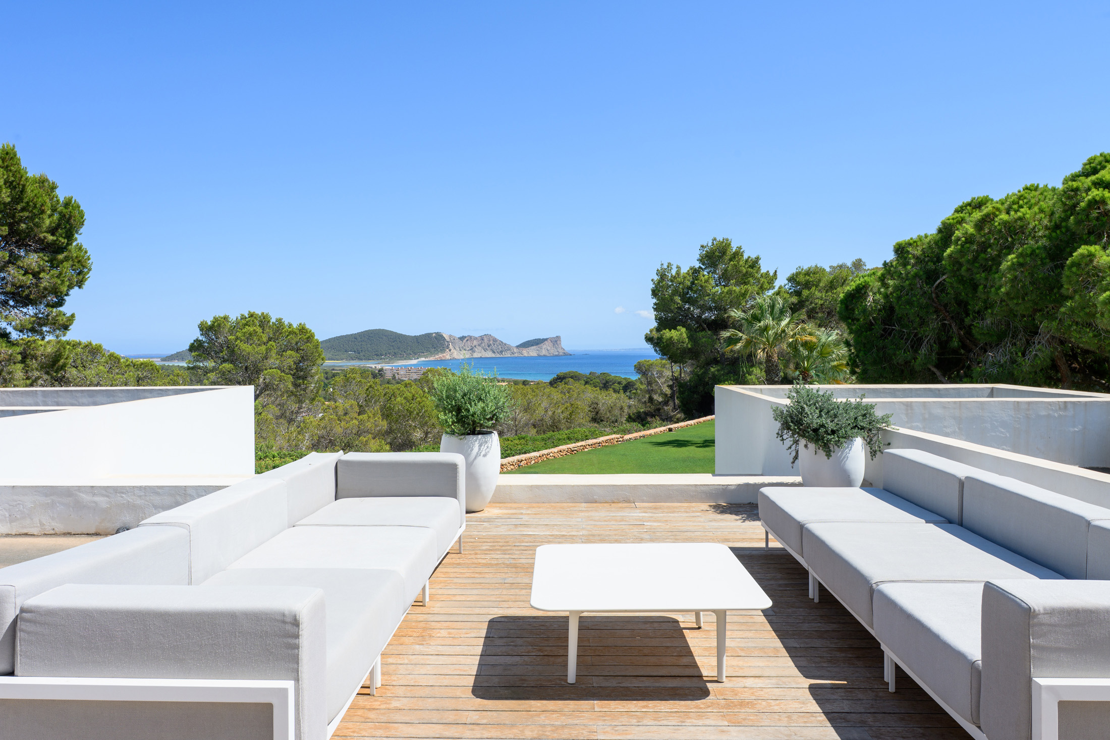 Ibiza-Villa-To-Rent-South-West-Oasis (84)