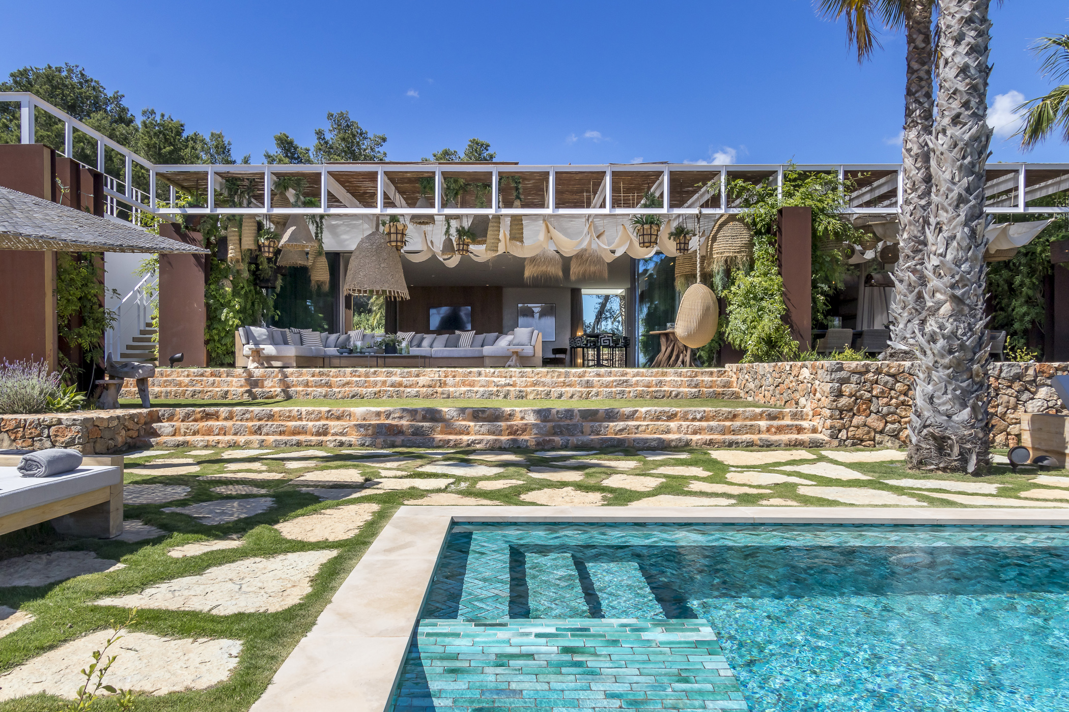 Ibiza-Villas-To-Rent-Es-Cubells-Michel-Architecture- (5)