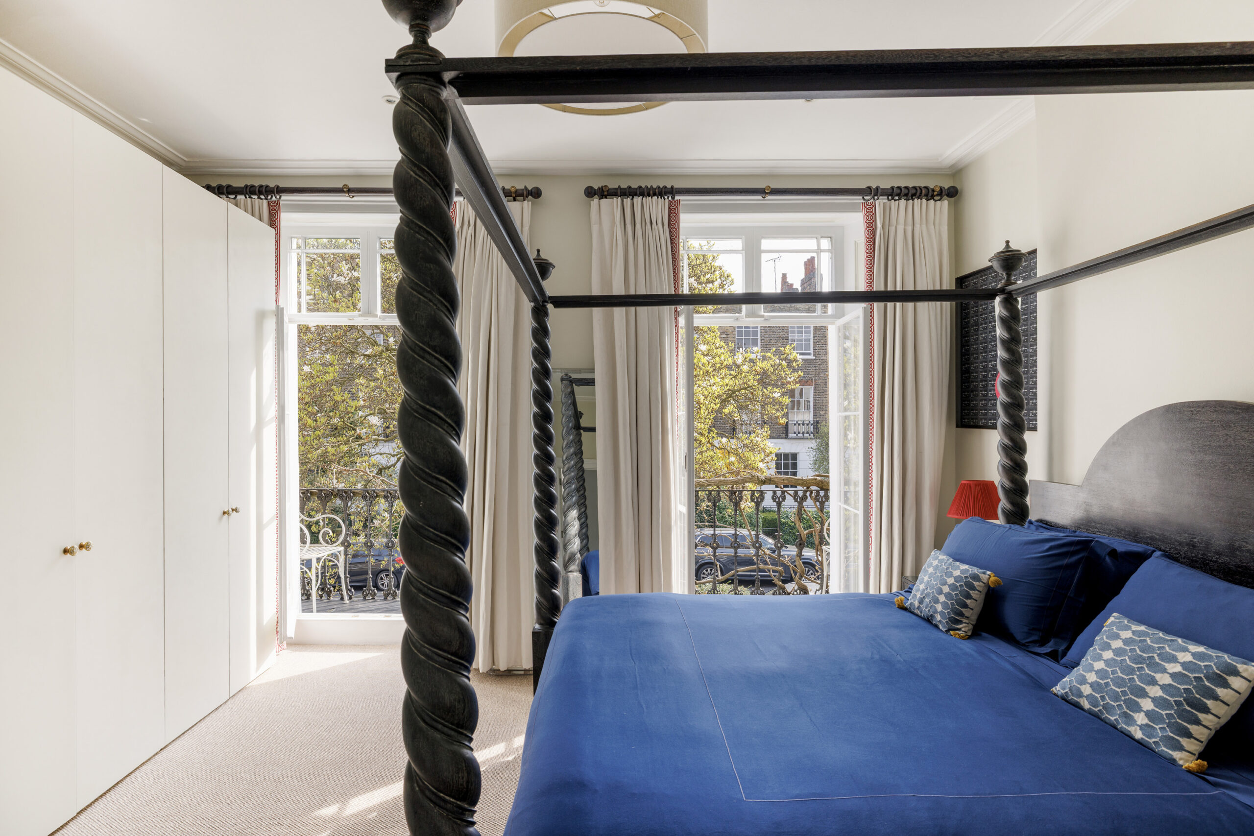 Kensington-House-For-Rent-Bedford-Gardens-26_Lo