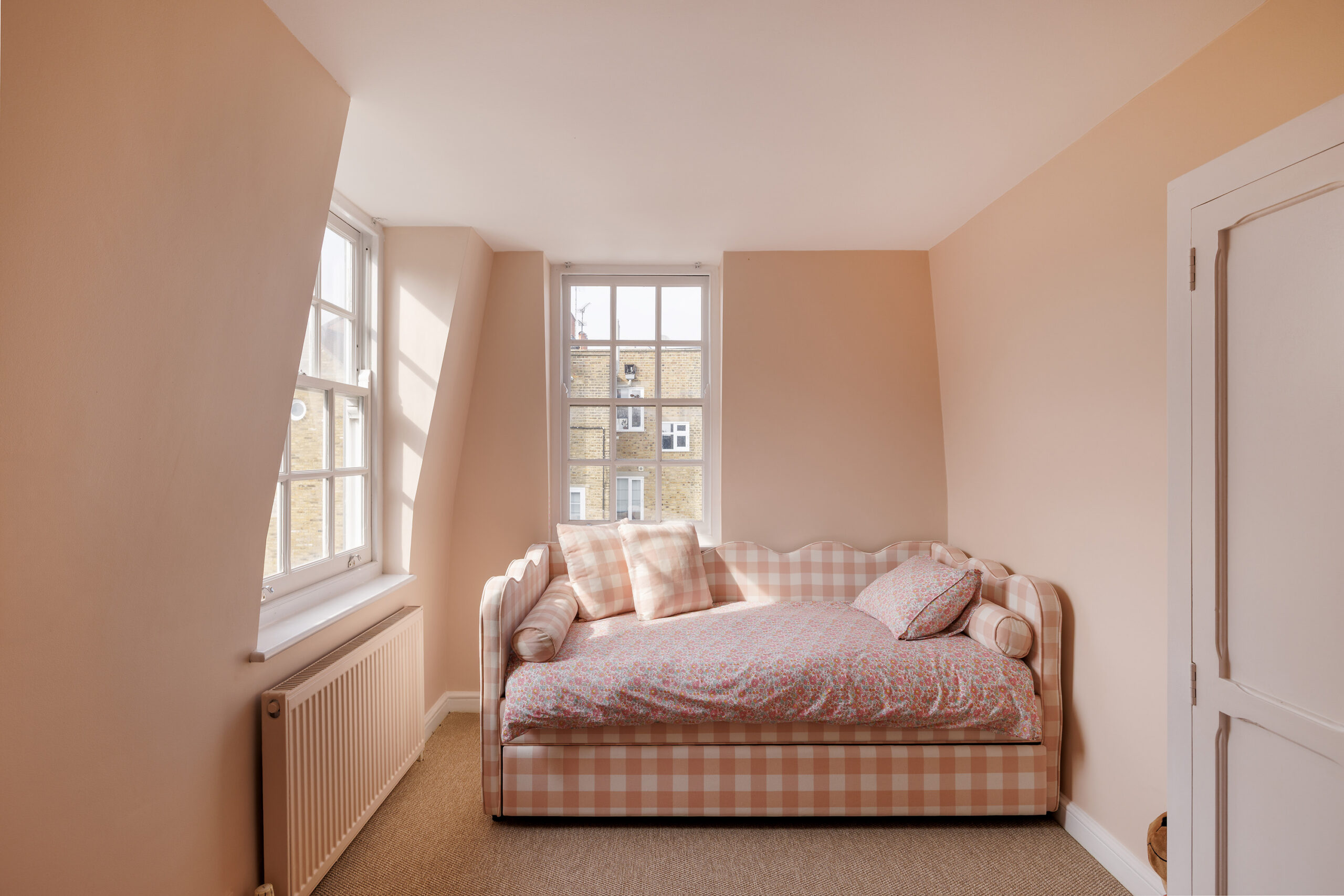 Kensington-House-For-Rent-Bedford-Gardens-41_Lo