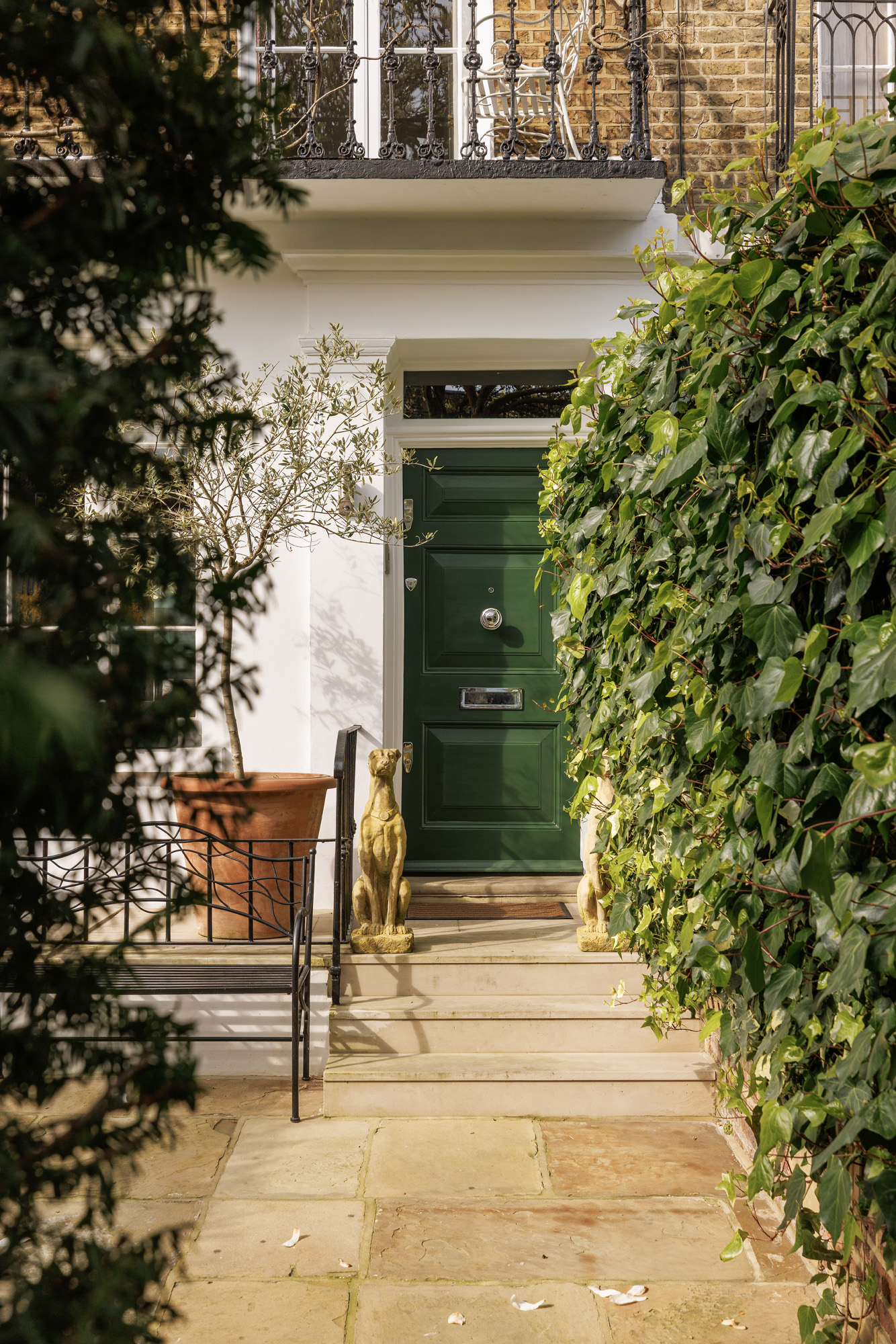 Kensington-House-For-Rent-Bedford-Gardens-44_Lo