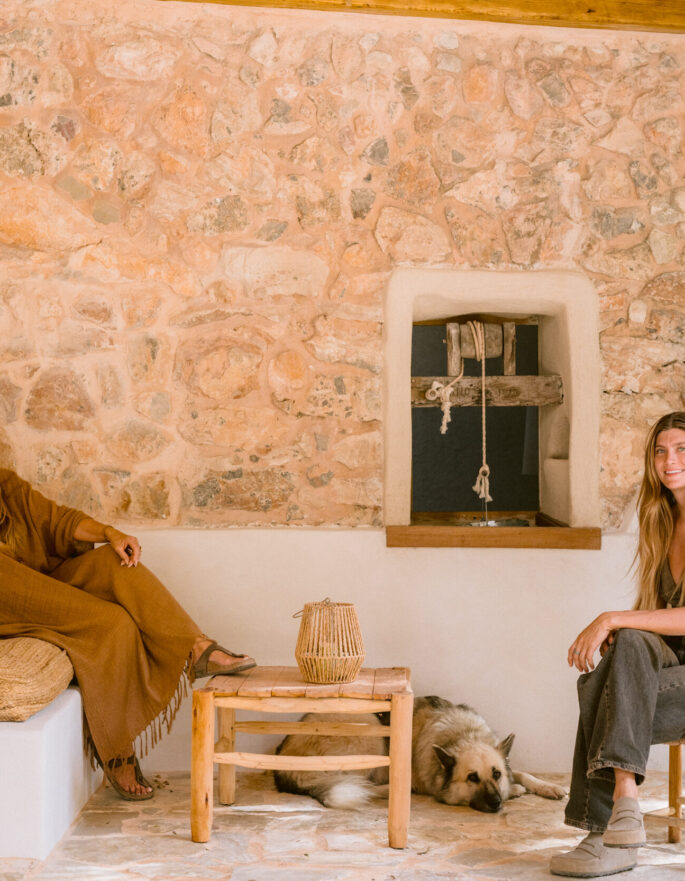 Dolores and Maxine in Can Terra @SayanaCairo