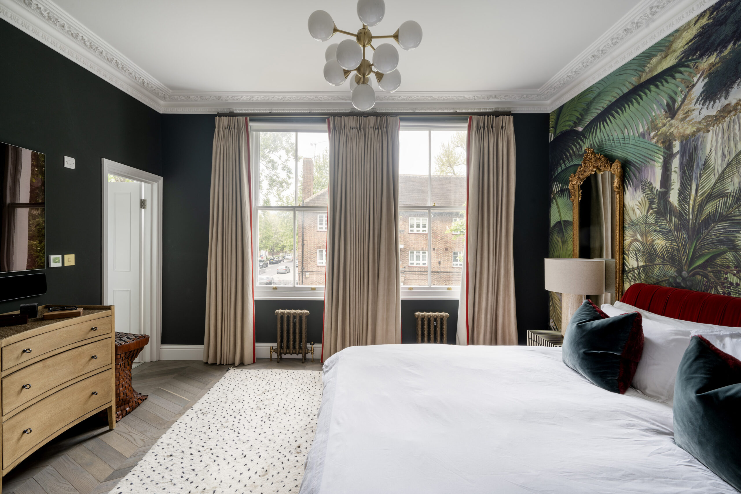 Ladbroke-Grove-Apartment-For-Sale-Bassett-Road-14_Lo