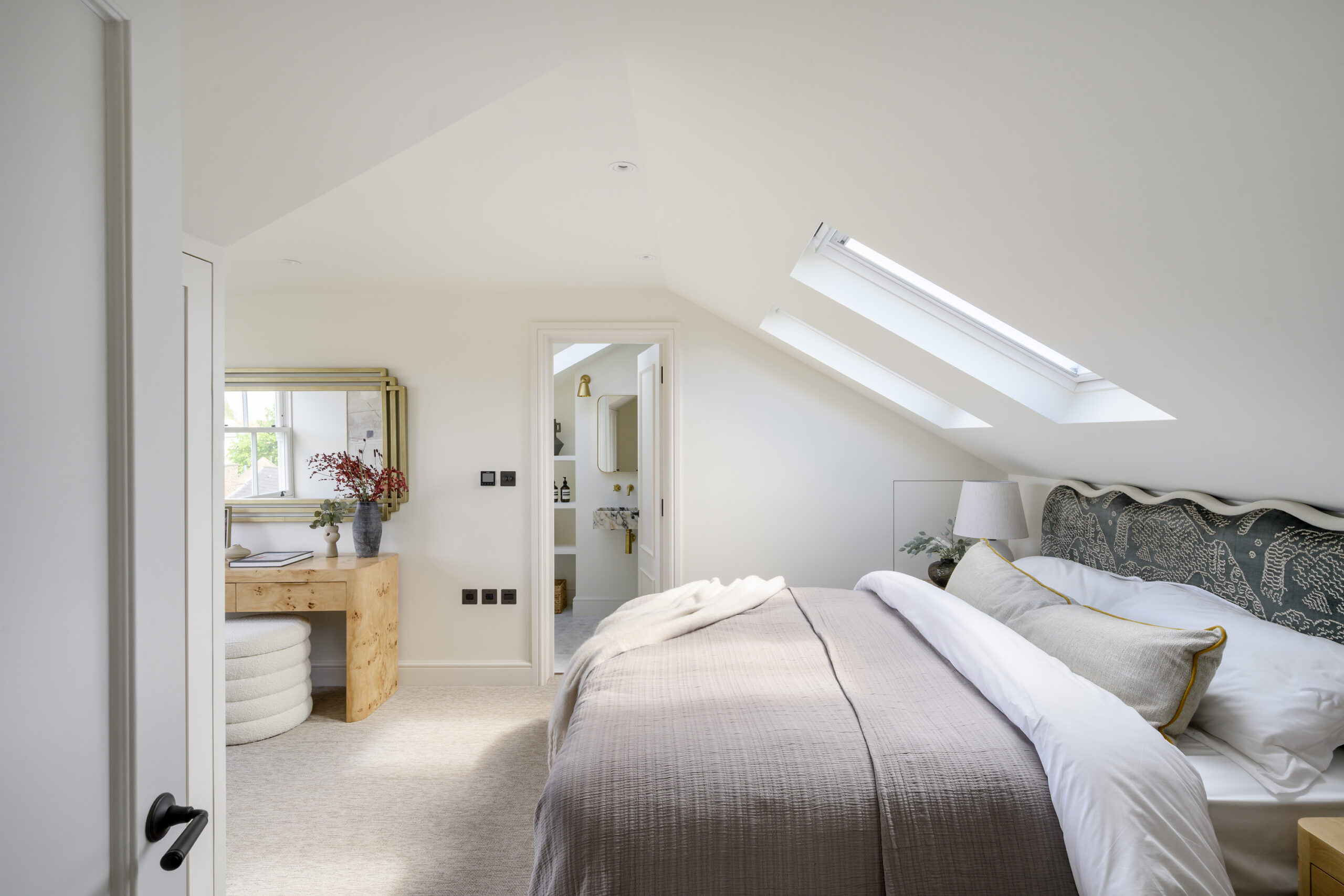 Ladbroke-Grove-Apartment-For-Sale-Cambridge-Gardens-13_Lo