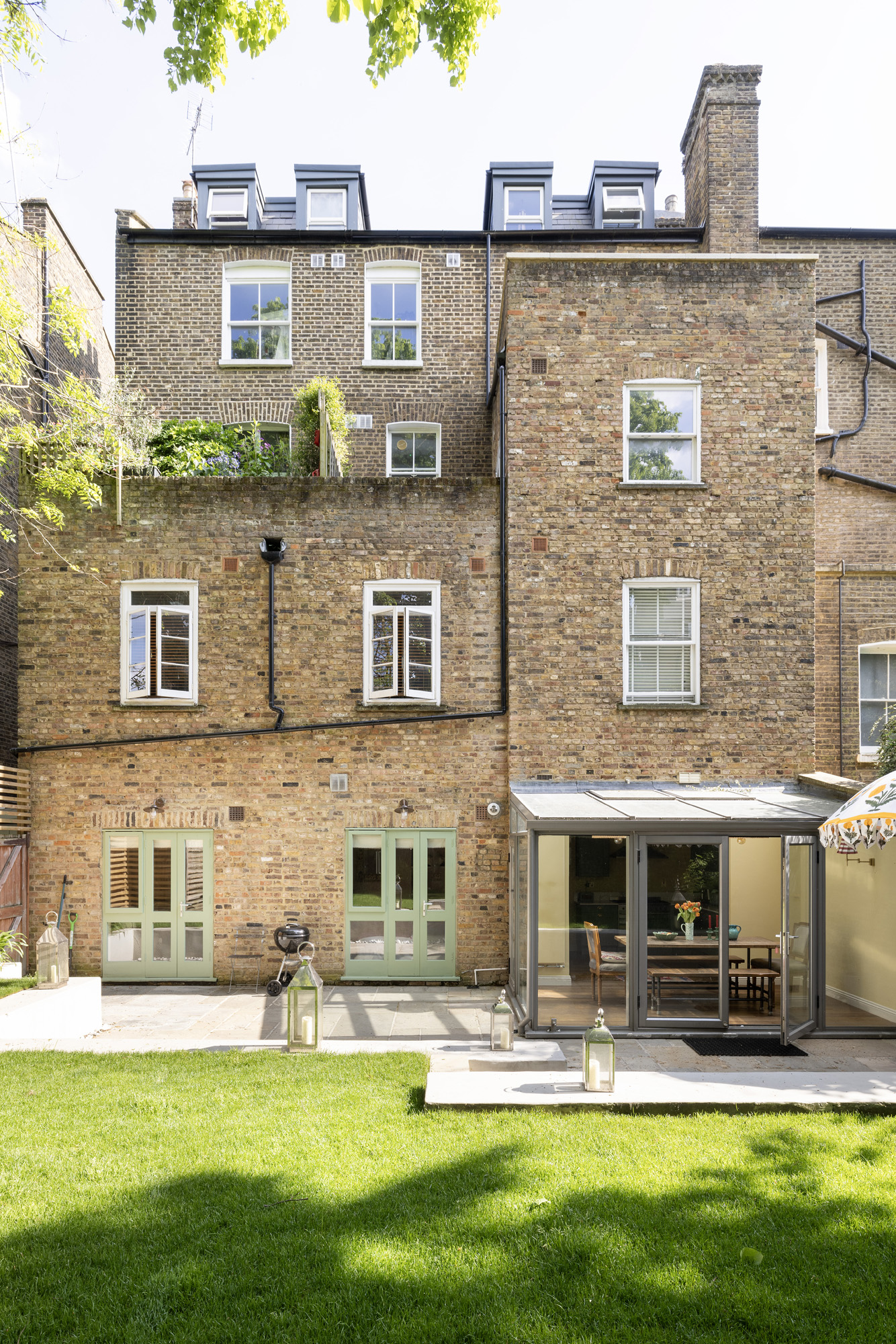 Ladbroke-Grove-Apartment-For-Sale-Cambridge-Gardens-15_Lo