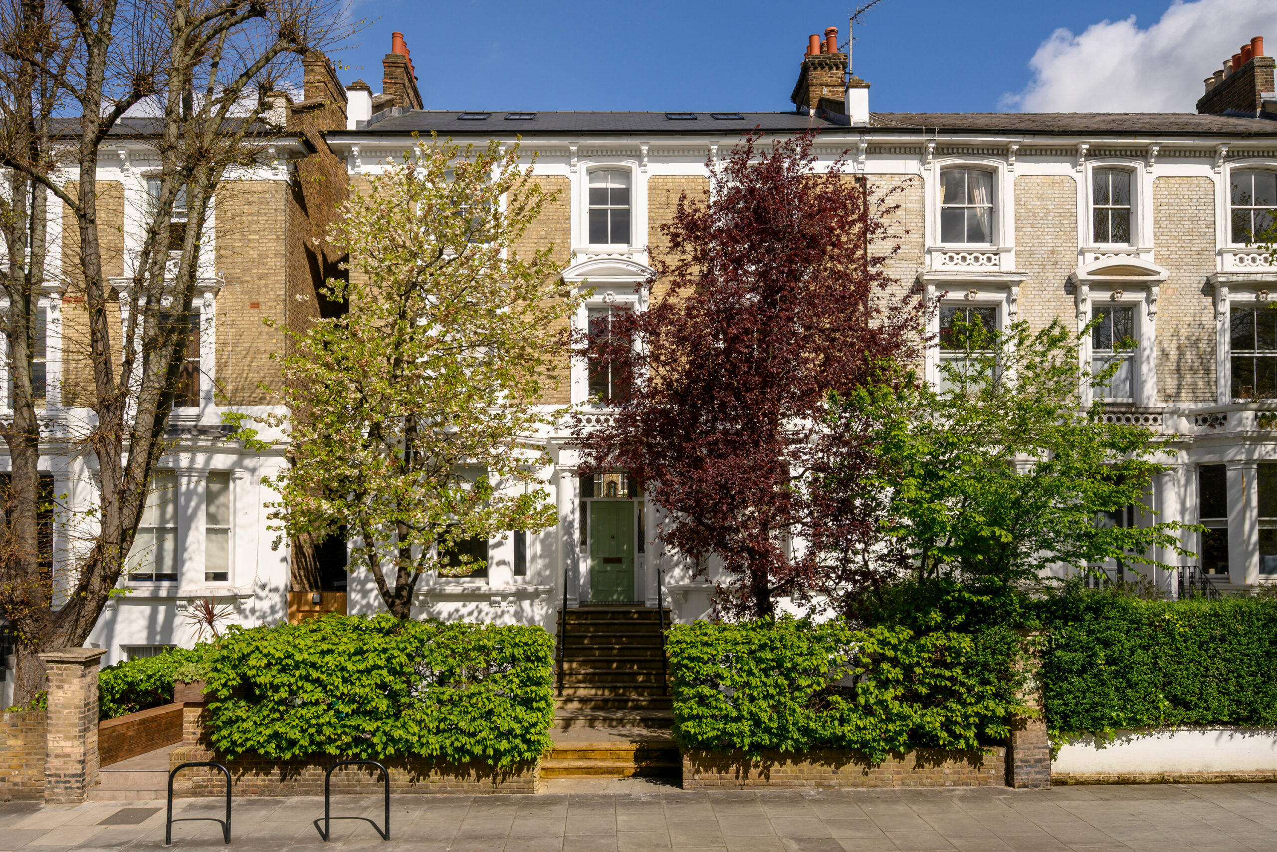 Ladbroke-Grove-Apartment-For-Sale-Cambridge-Gardens-1_Lo_
