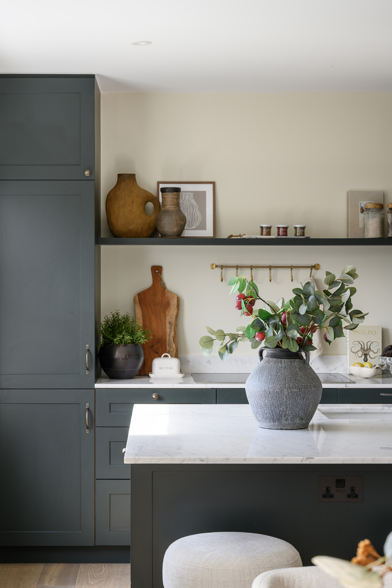 Ladbroke-Grove-Apartment-For-Sale-Cambridge-Gardens-22_Lo