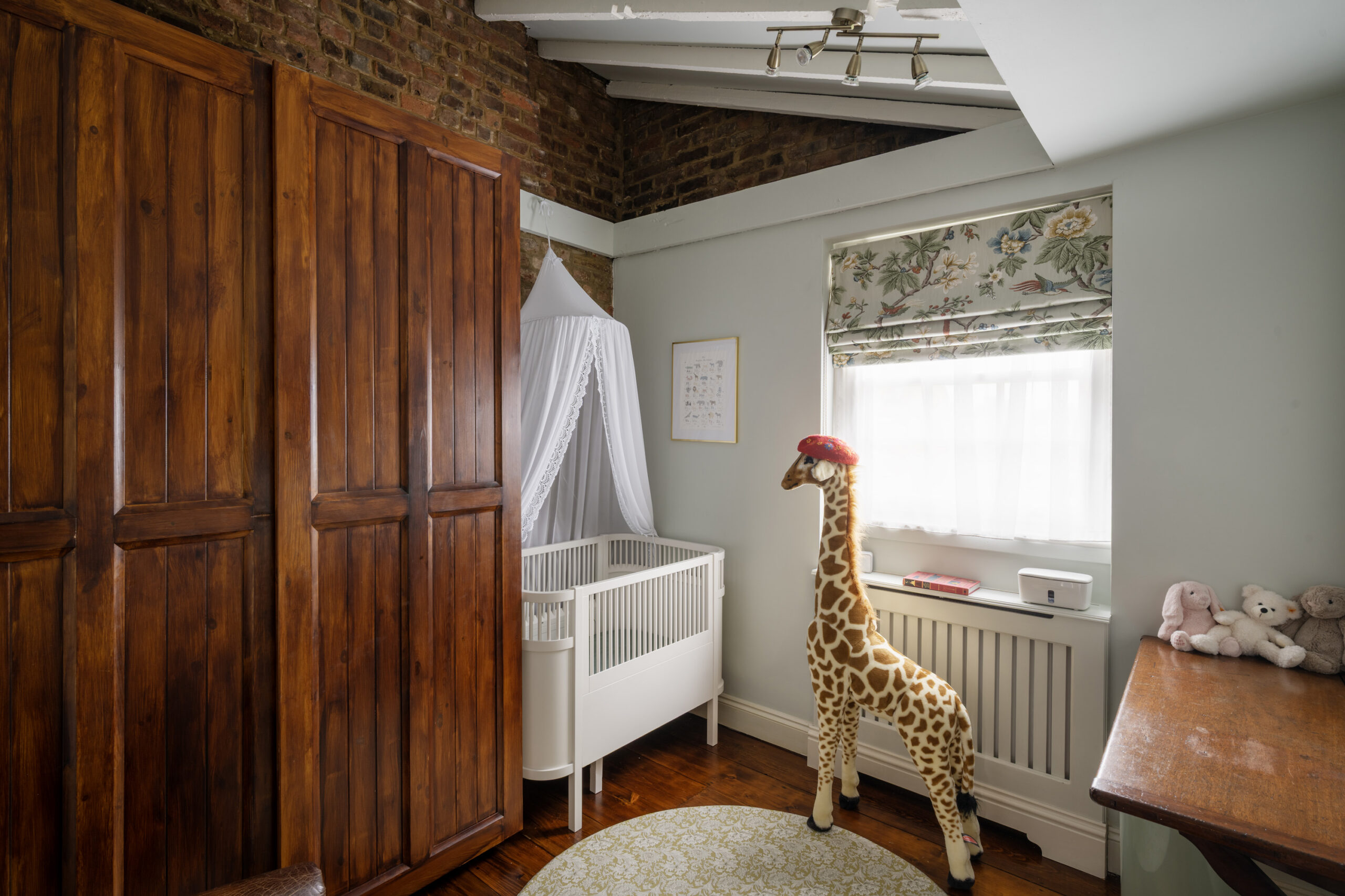 Lisson-Grove-Apartment-For-Rent-Church-Street-27_Lo