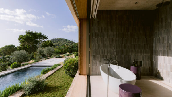 Luxury-Ibiza-Architect-Desgned-Modernist-Villa-For-Sale-Es-Vedra-Romano-Arquitectos- (112)
