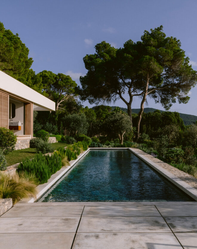 Luxury-Ibiza-Architect-Desgned-Modernist-Villa-For-Sale-Es-Vedra-Romano-Arquitectos- (143)