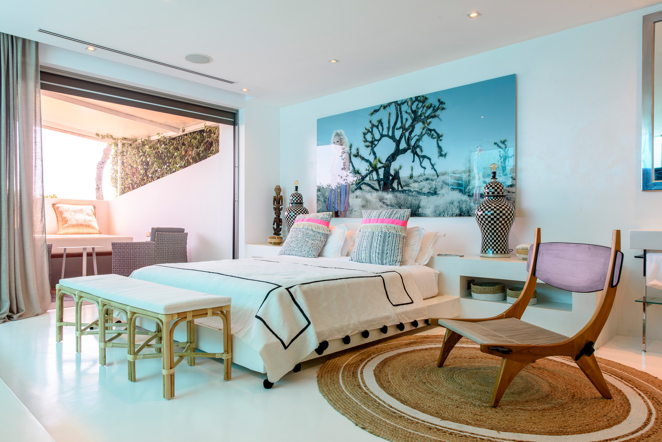 Luxury-Ibiza-Villa-For-Rent-Jondal-Sea-Views- (47)