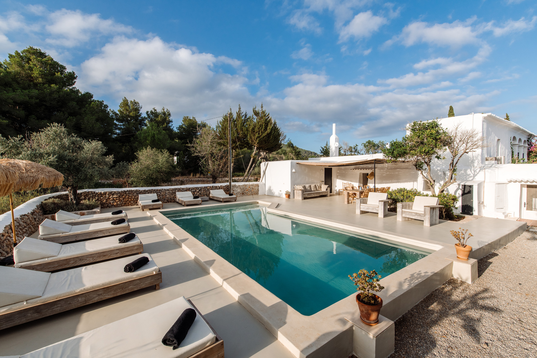 Luxury-Ibiza-Villa-To-Rent-Finca-Arcos_35