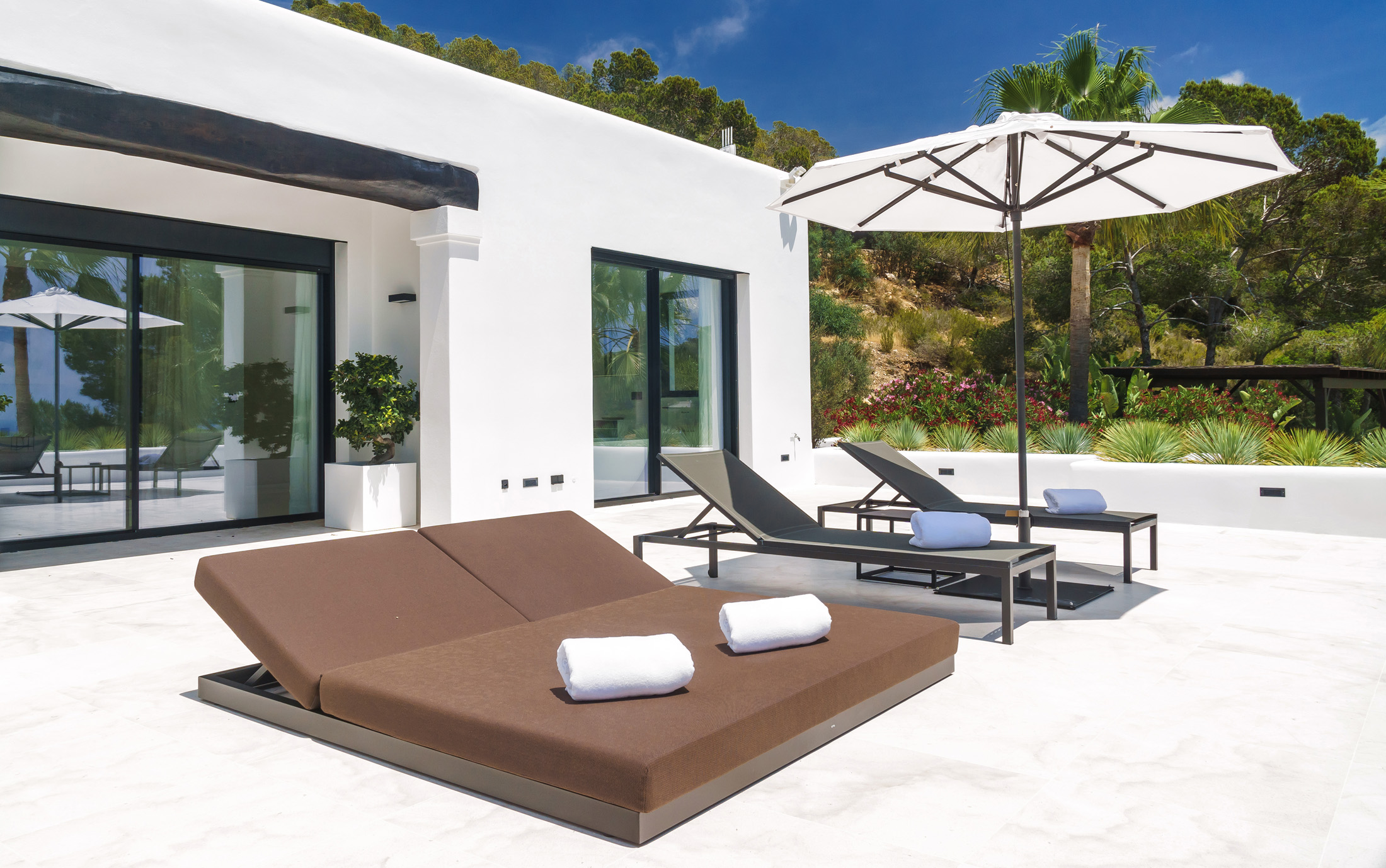 Master bedroom outside 1 copy