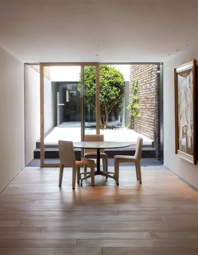 Dining Room by McLean Quinlan - luxury contemporary design and architecture in London