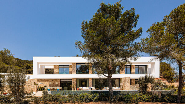 Sculptural and contemporary villa in Ibiza